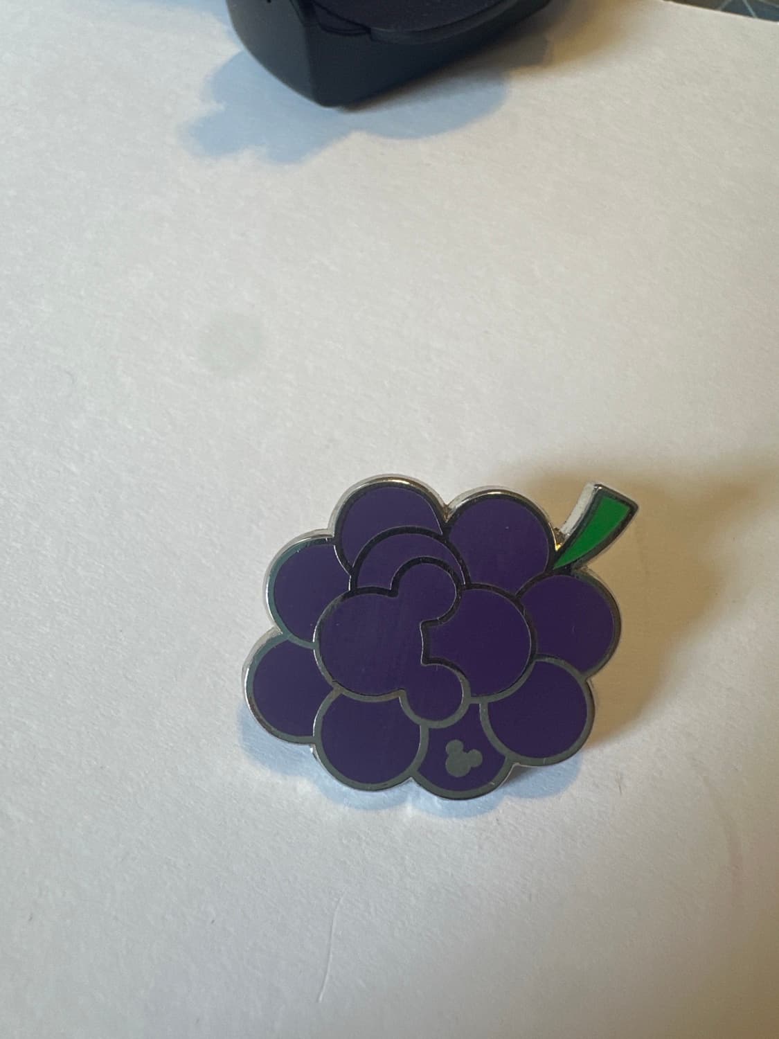 Hidden Mickey 2017 WDW - Fruits - Grapes front