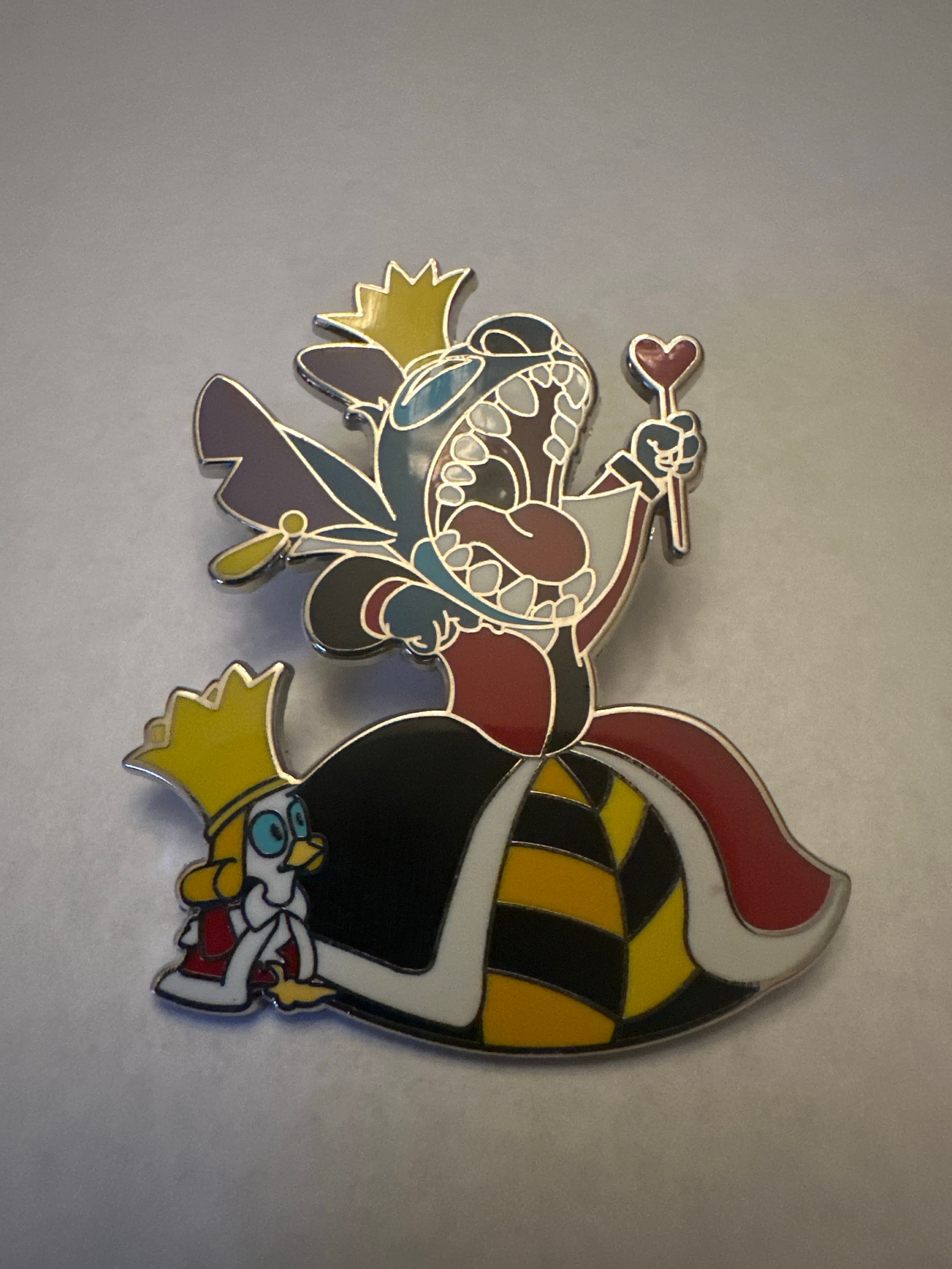 Stitch Queen of Hearts front