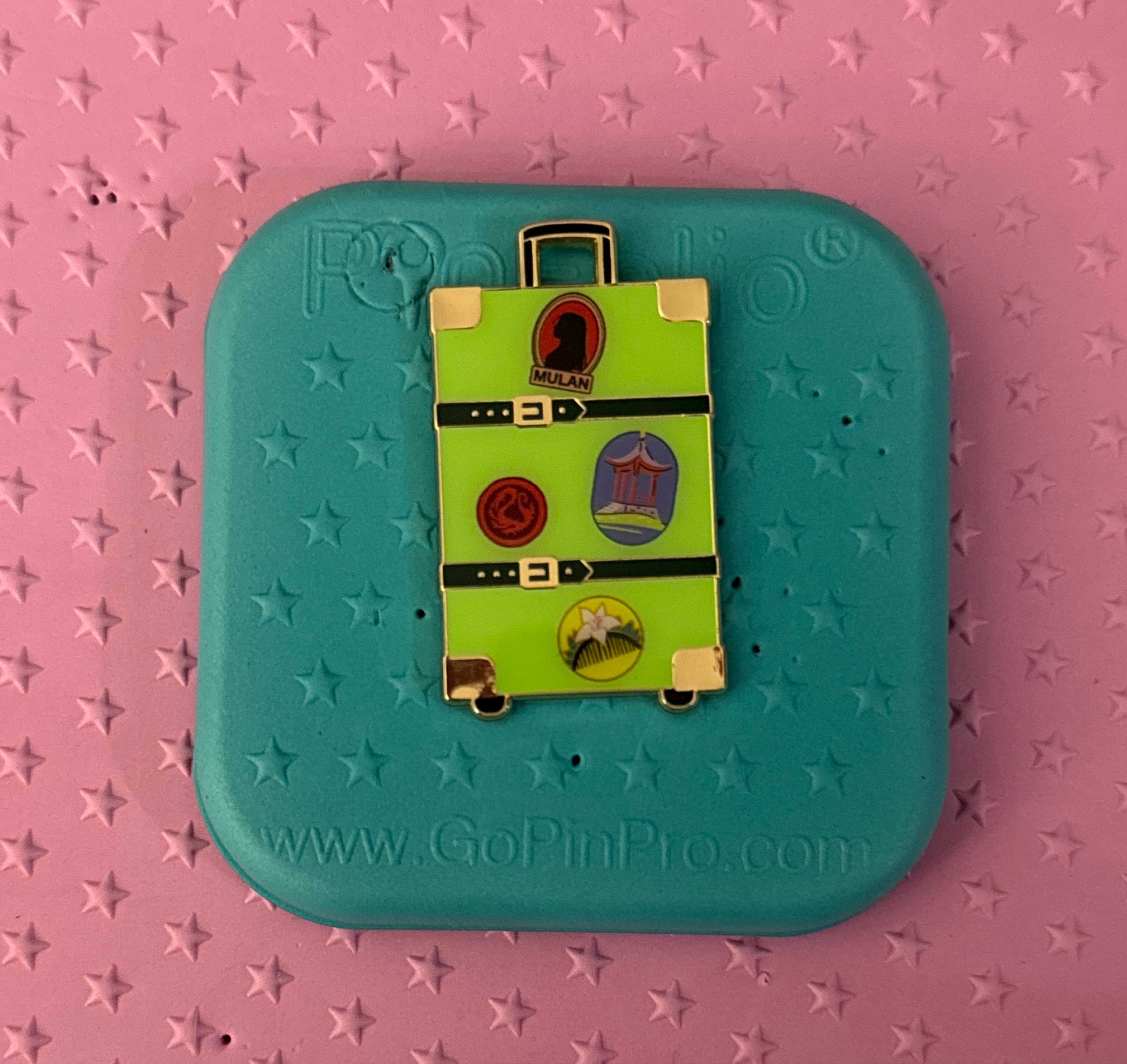 Mulan Suitcase front