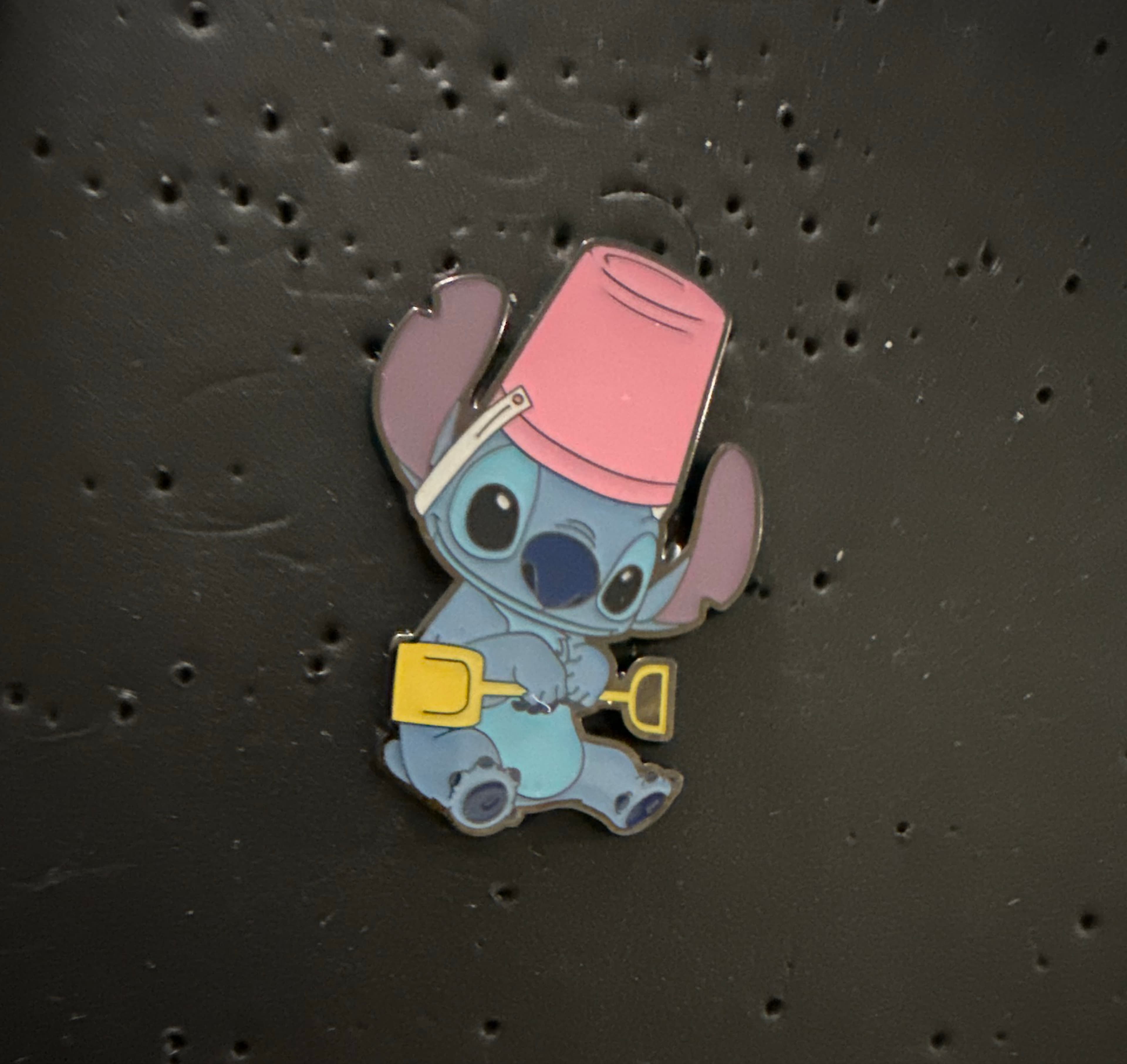 Stitch with Bucket - Stitch Beach Pastels Blind Box front