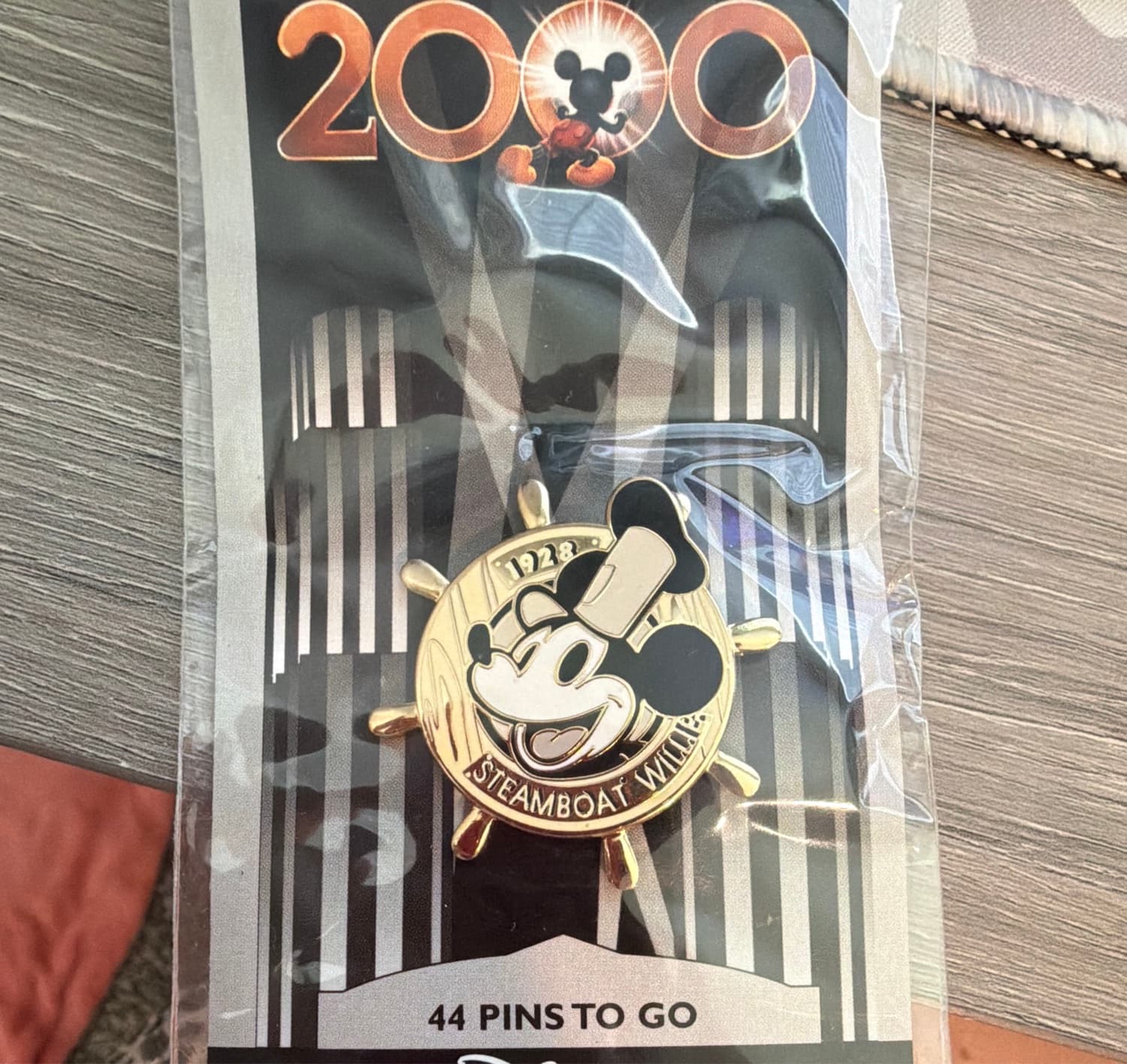 Mickey Mouse Steamboat Willie 1928 Countdown To the Millennium Pin front
