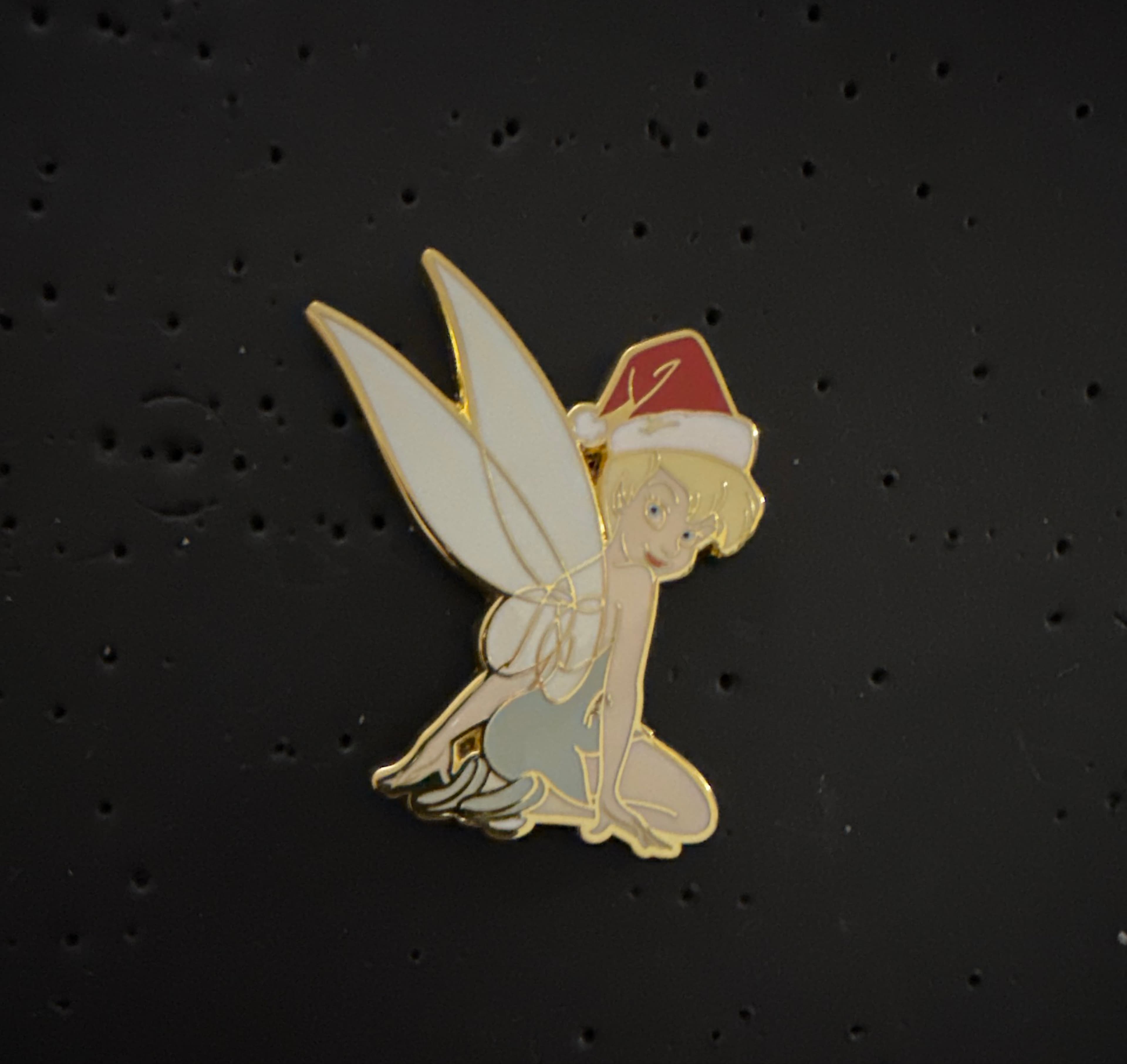Tinker Bell Wearing a Santa Hat - Holiday Mystery Pin front