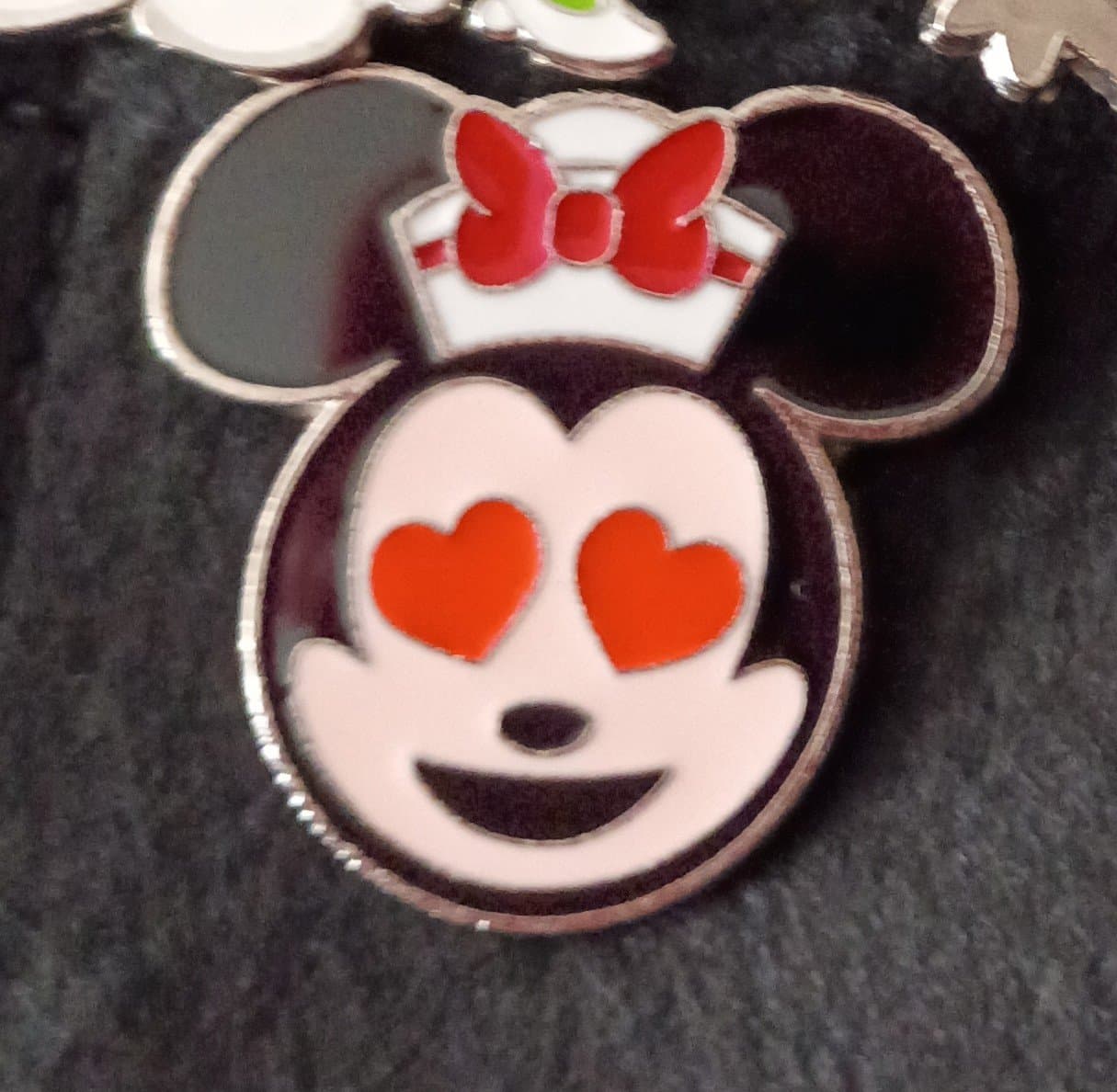 Minnie Mouse Emoji front