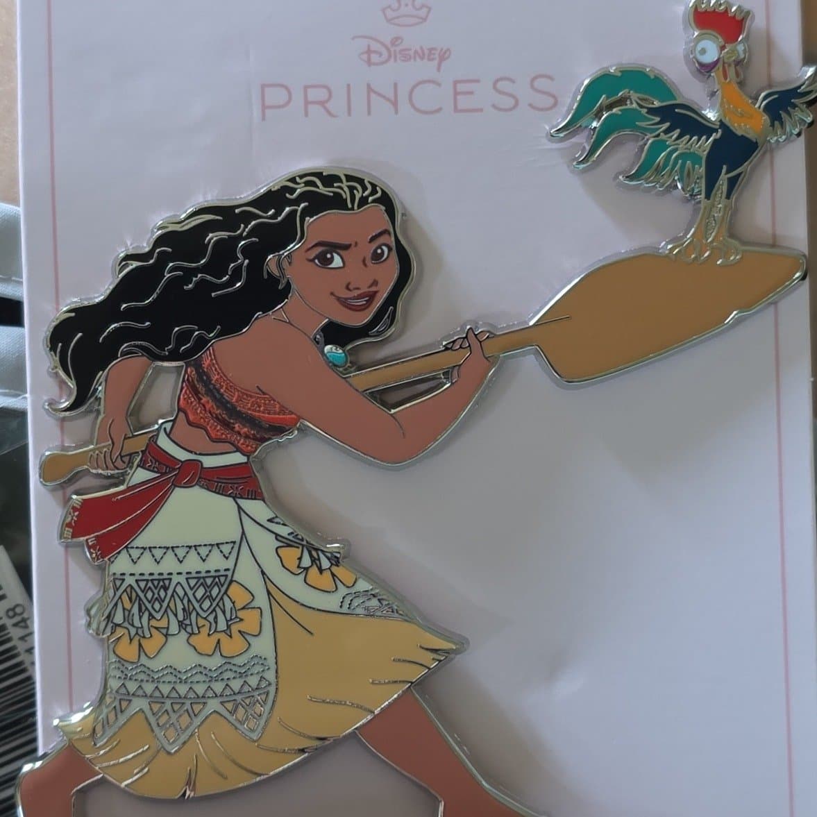 Disney Princess Moana Holding Oar/Paddle Pin with Heihei - Pink A La Mode PALM front
