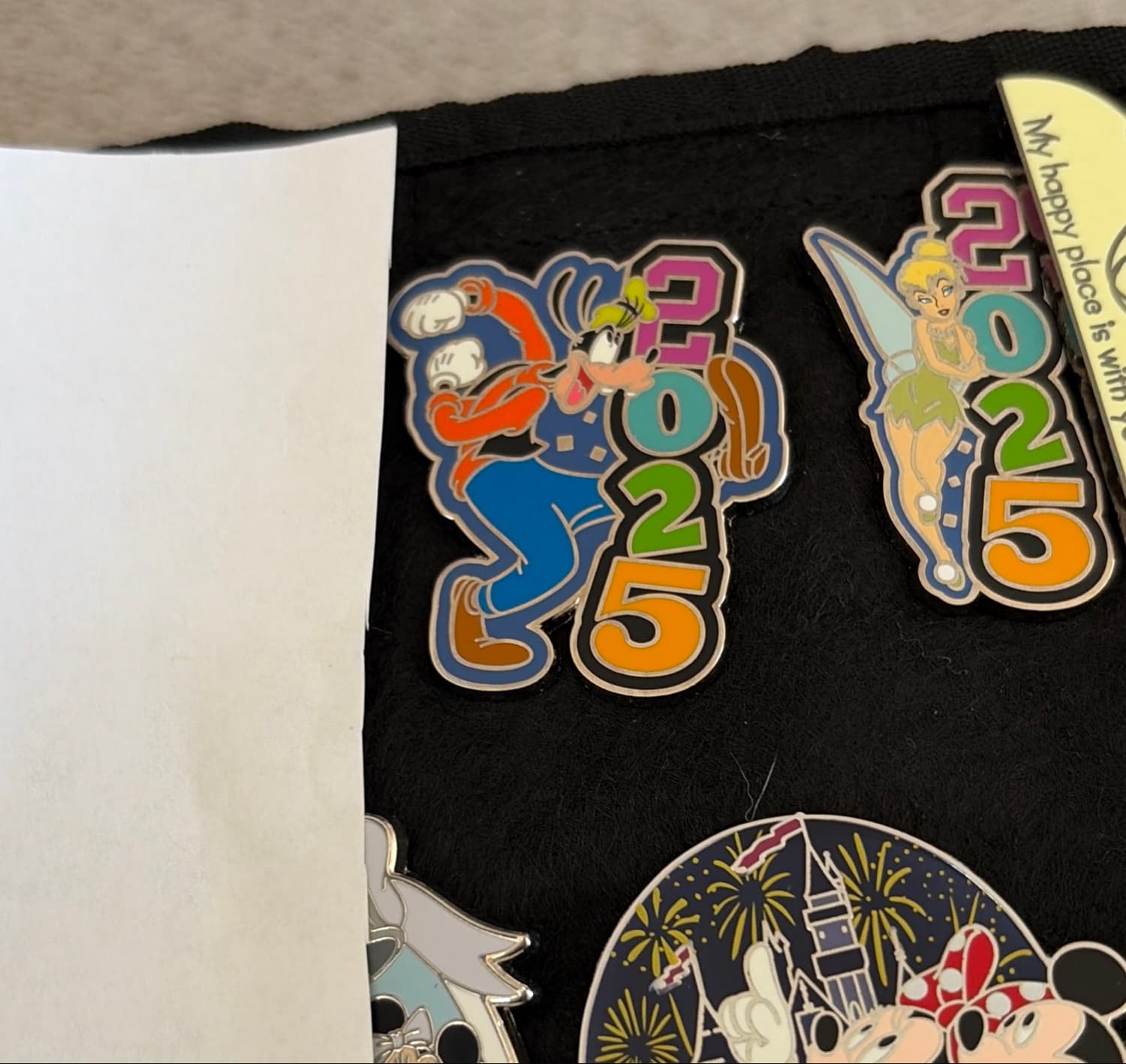 Goofy - 2025 Dated Year Mystery Collection front