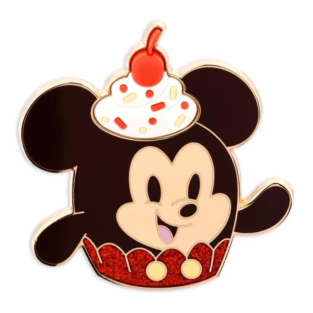 Mickey Mouse Cupcake front