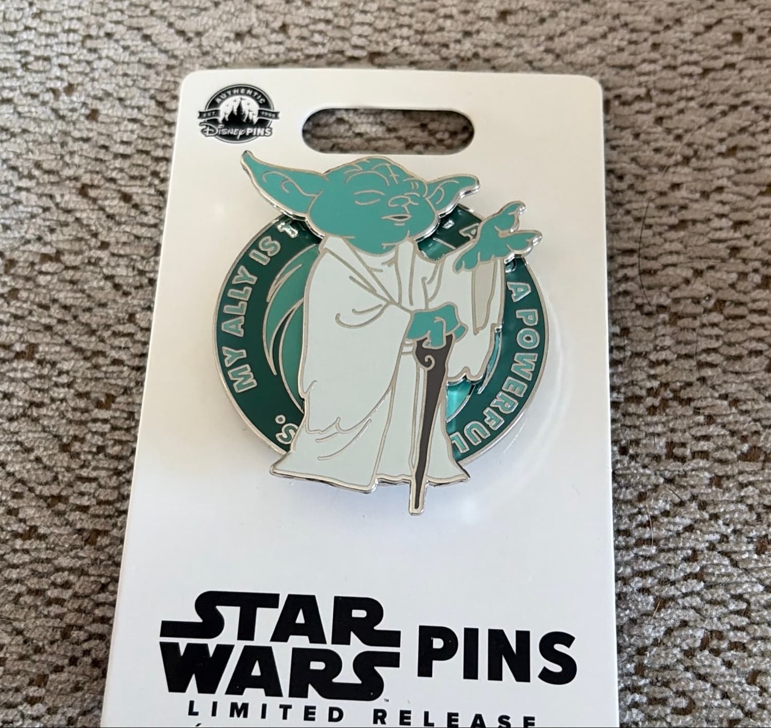 Yoda - Star Wars - My Ally is the Force and a Powerful Ally It Is - Spinner front