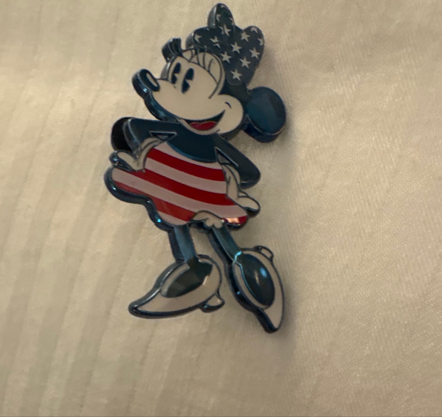 Stars and Stripes 2-Pin Set - Minnie front