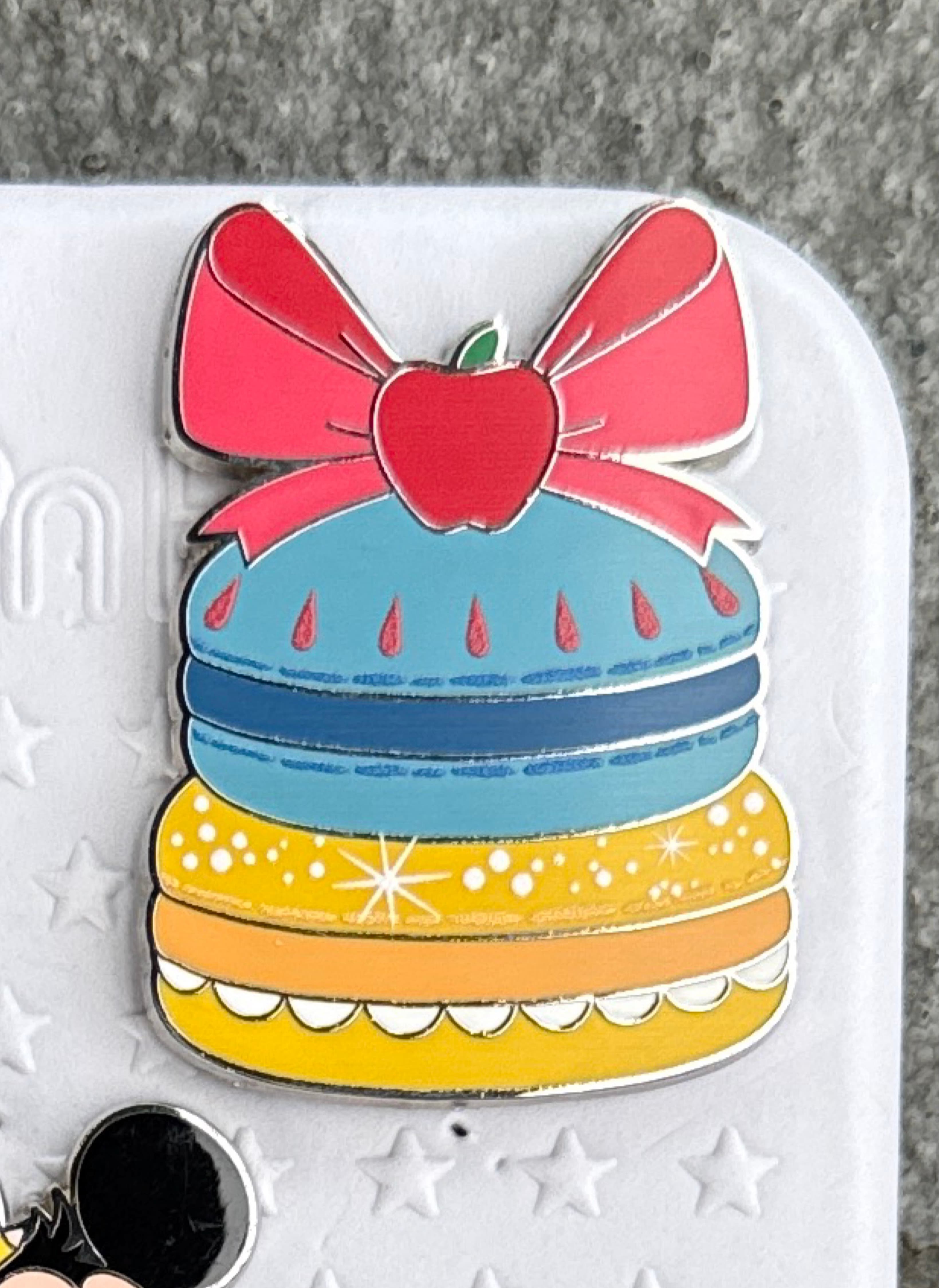 Snow White Macaron - Princess Pastries front