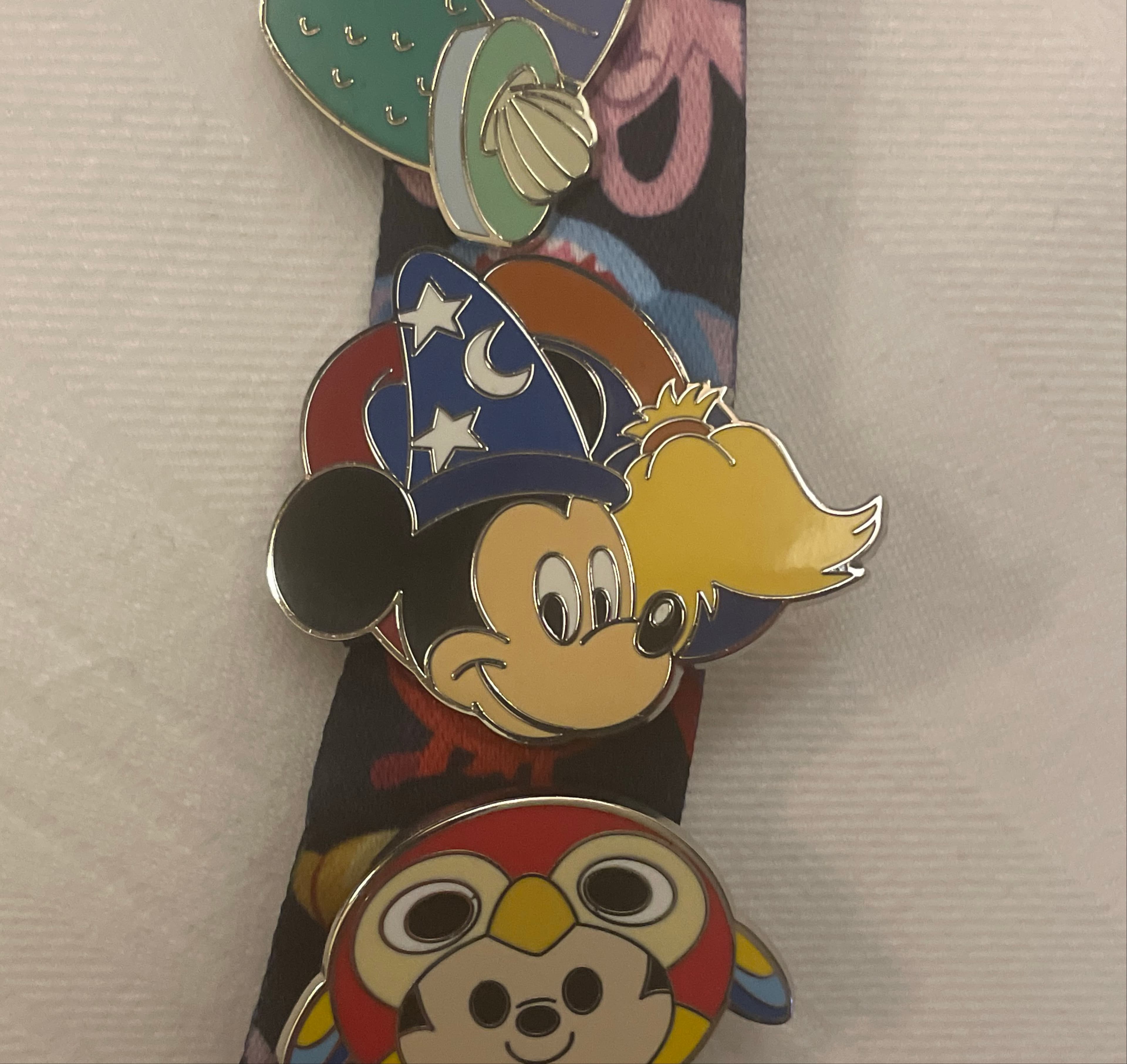 Sorcerer Mickey Mouse - Imaginative Icons - Disney Parks front