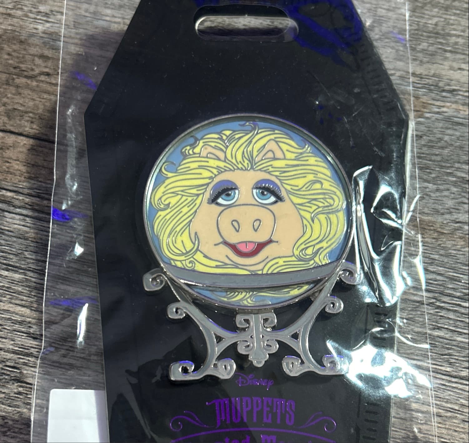 Miss Piggy as Madame Pigota front