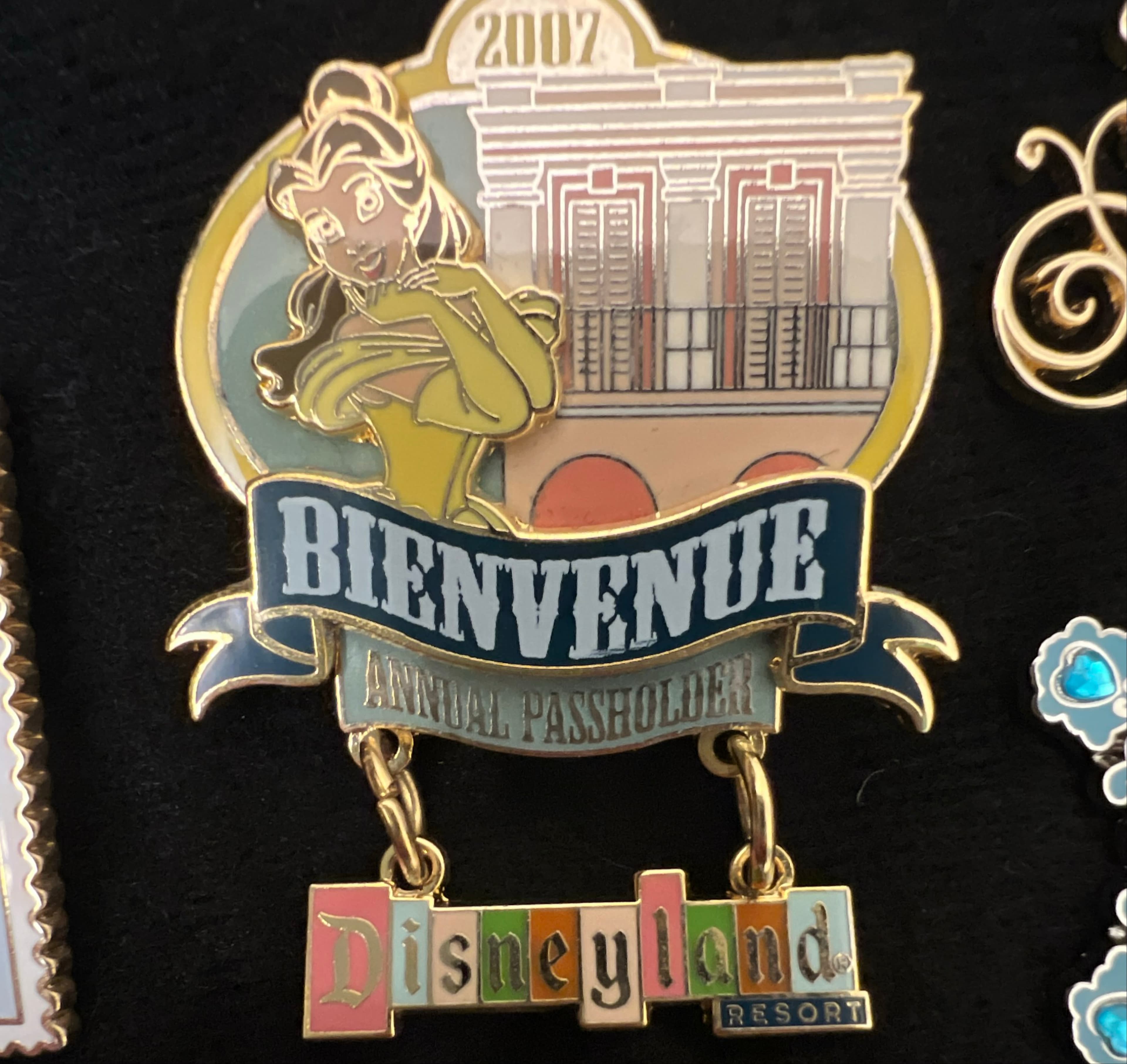Belle Bienvenue Annual Passholder 2007 Disneyland Resort Pin front