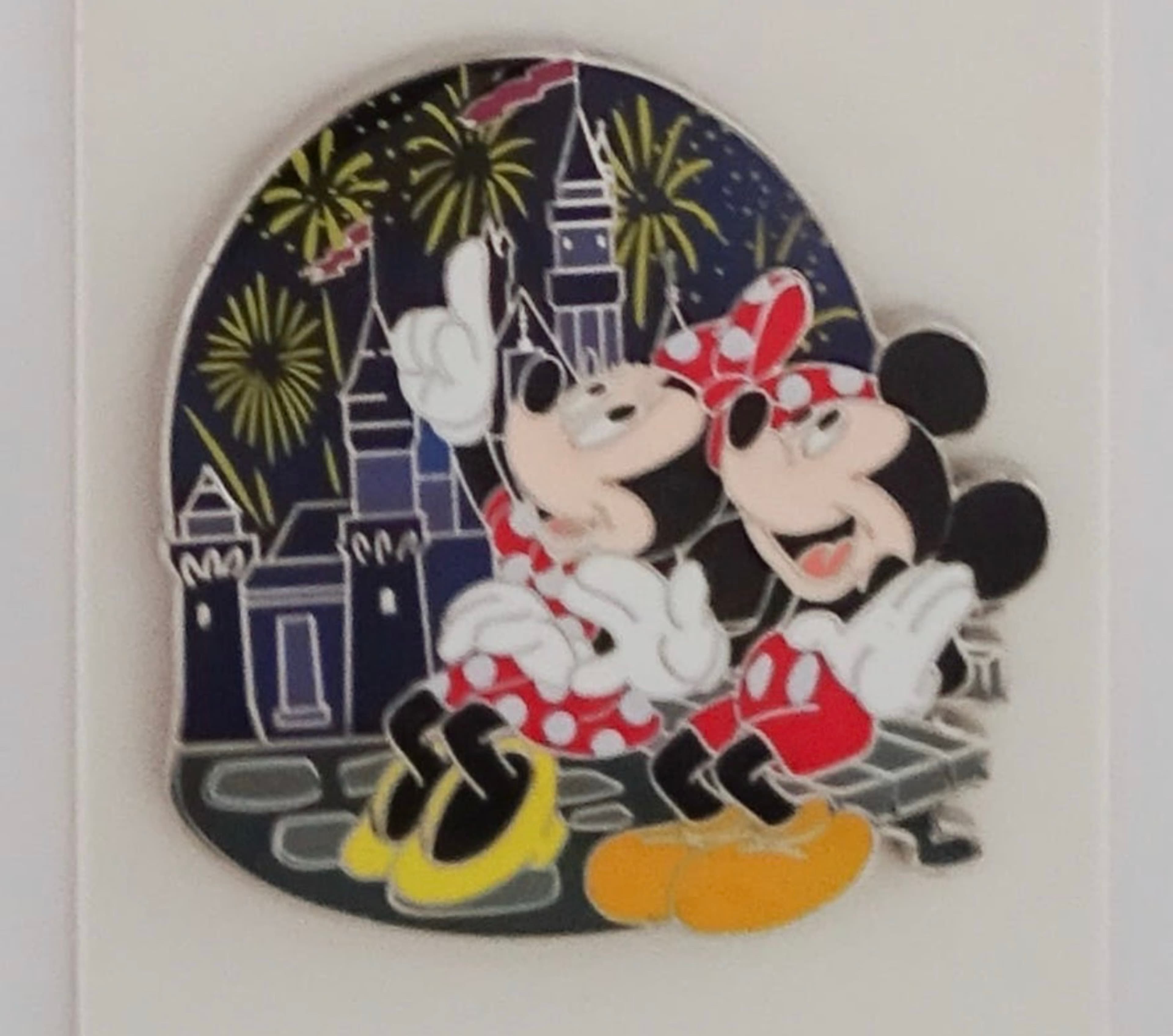 Mickey & Minnie Mouse Fireworks Pin front