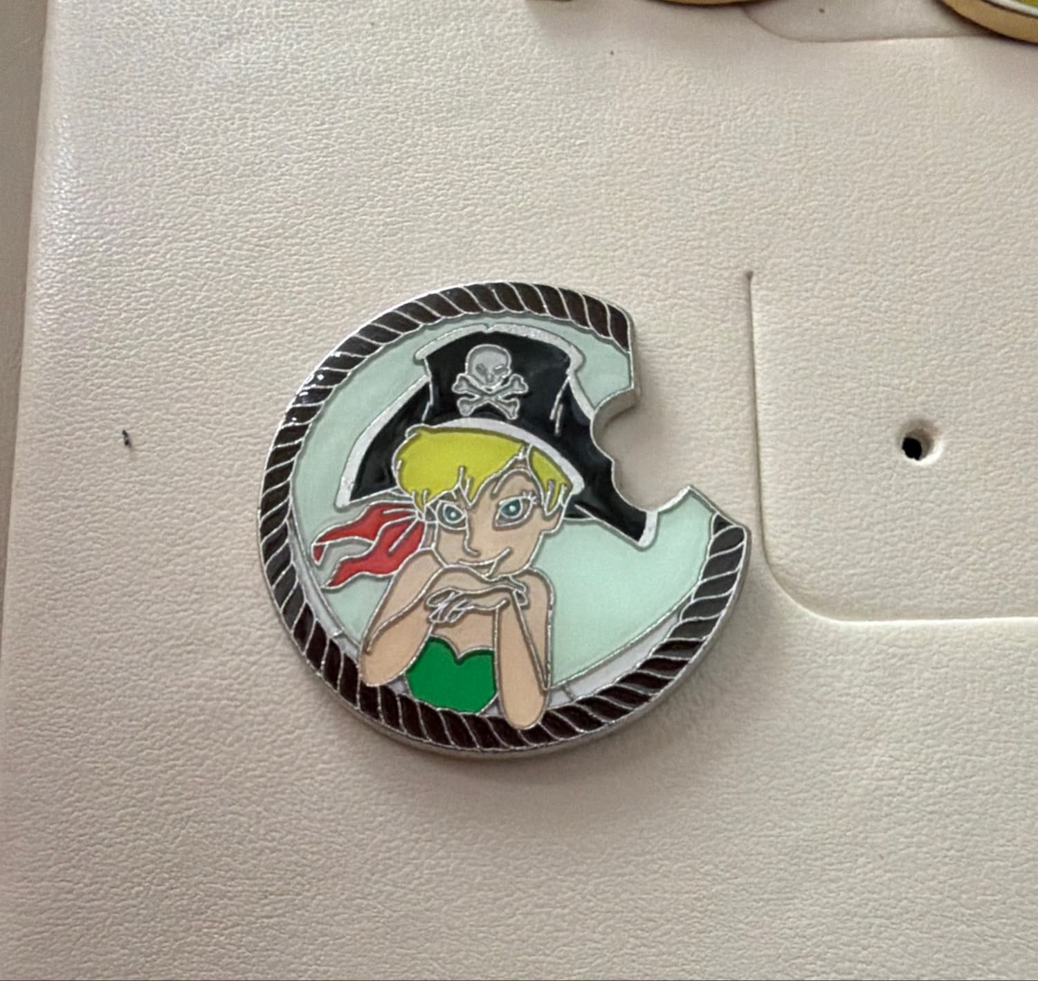 Tinker Bell - Mickey's Mystery Pin Machine - Pirate Puzzle Collection front