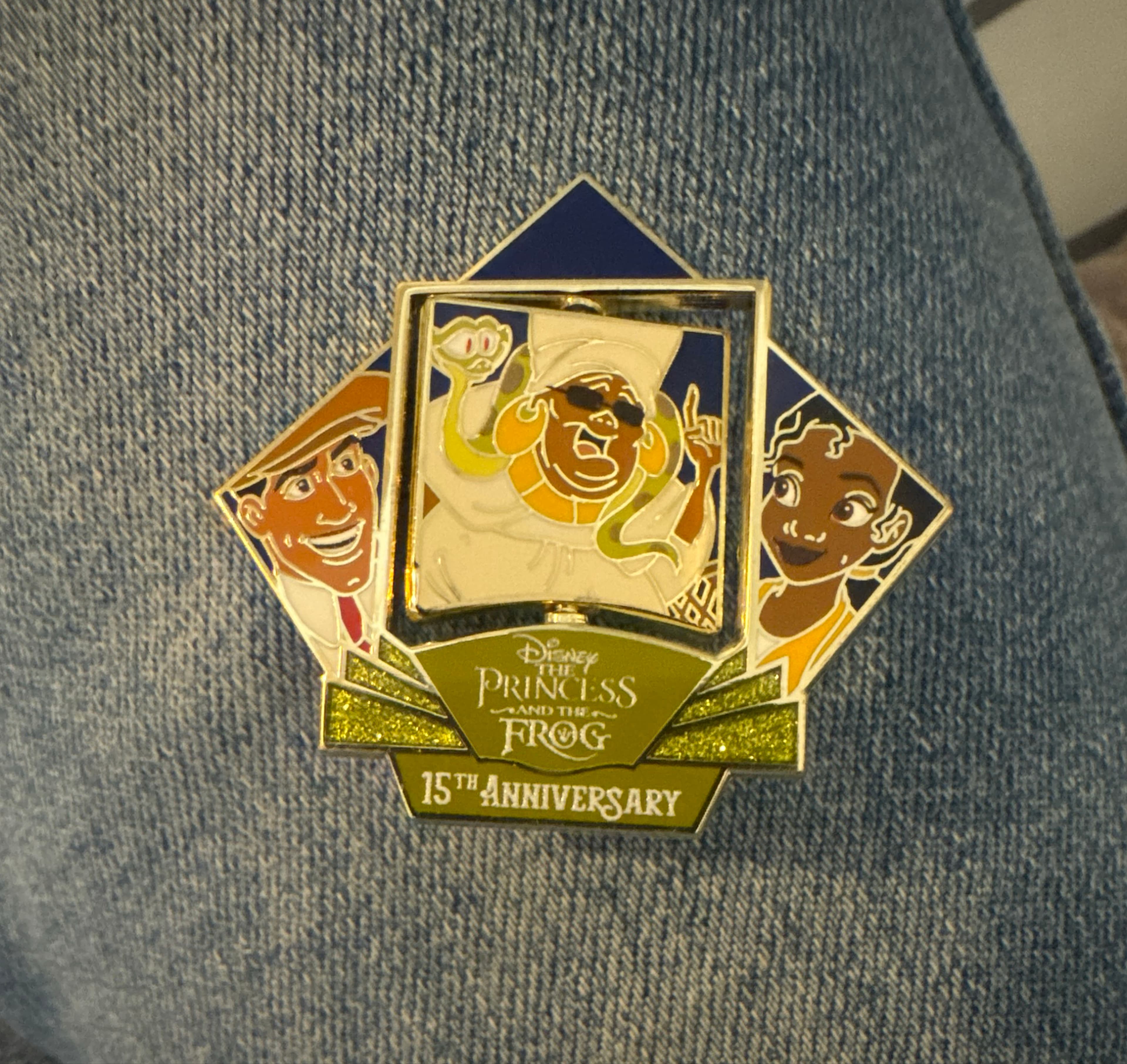 The Princess and the Frog 15th Anniversary Limited Edition Spinner Pin front