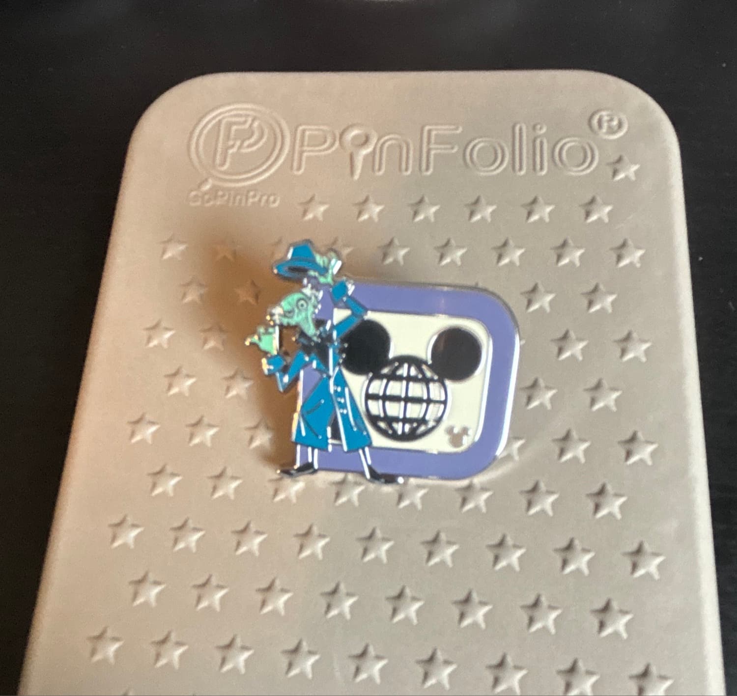 Hatbox Ghost front