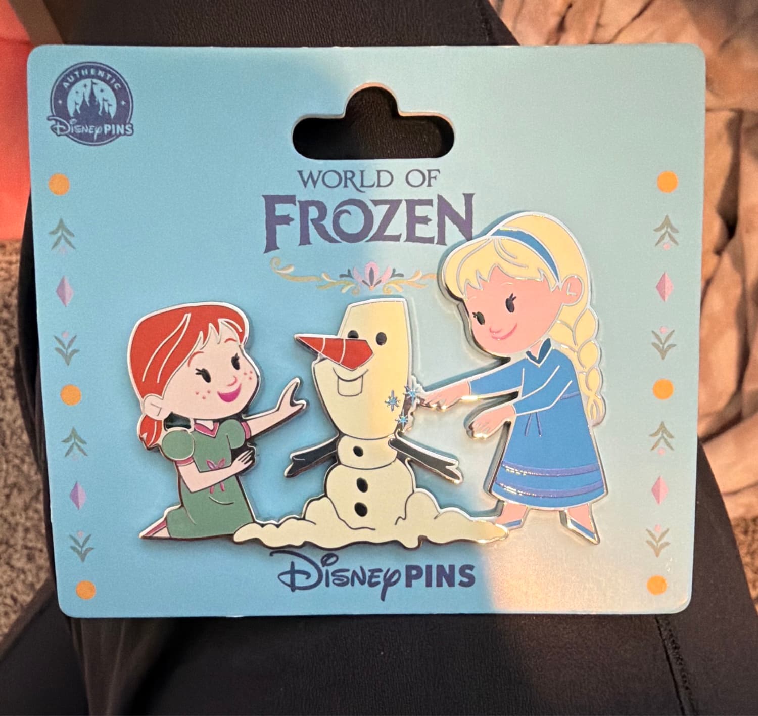World of Frozen Anna Elsa Olaf Pin front