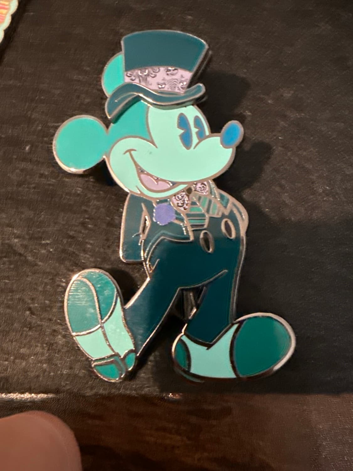 Mickey Mouse - Haunted Mansion - Main Attraction - 10 of 12 front