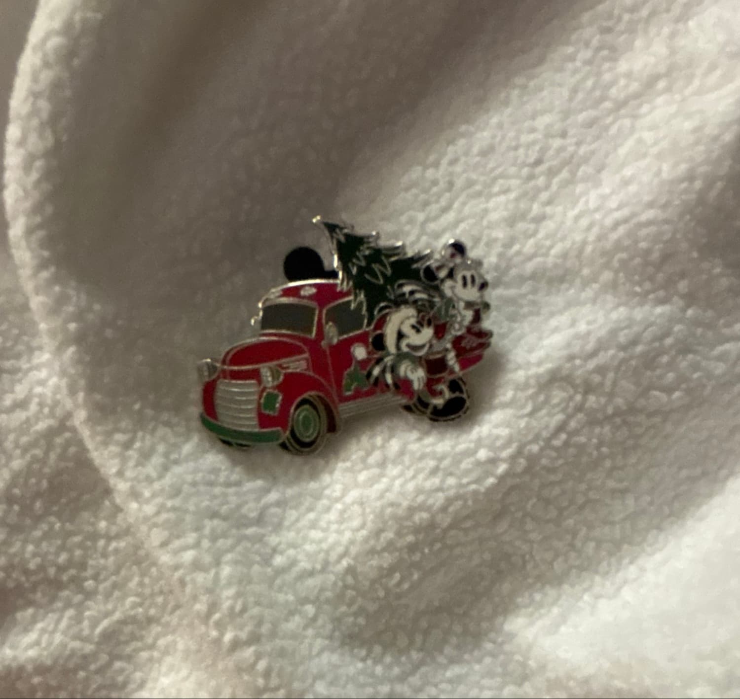 Mickey & Minnie Mouse with Red Truck front