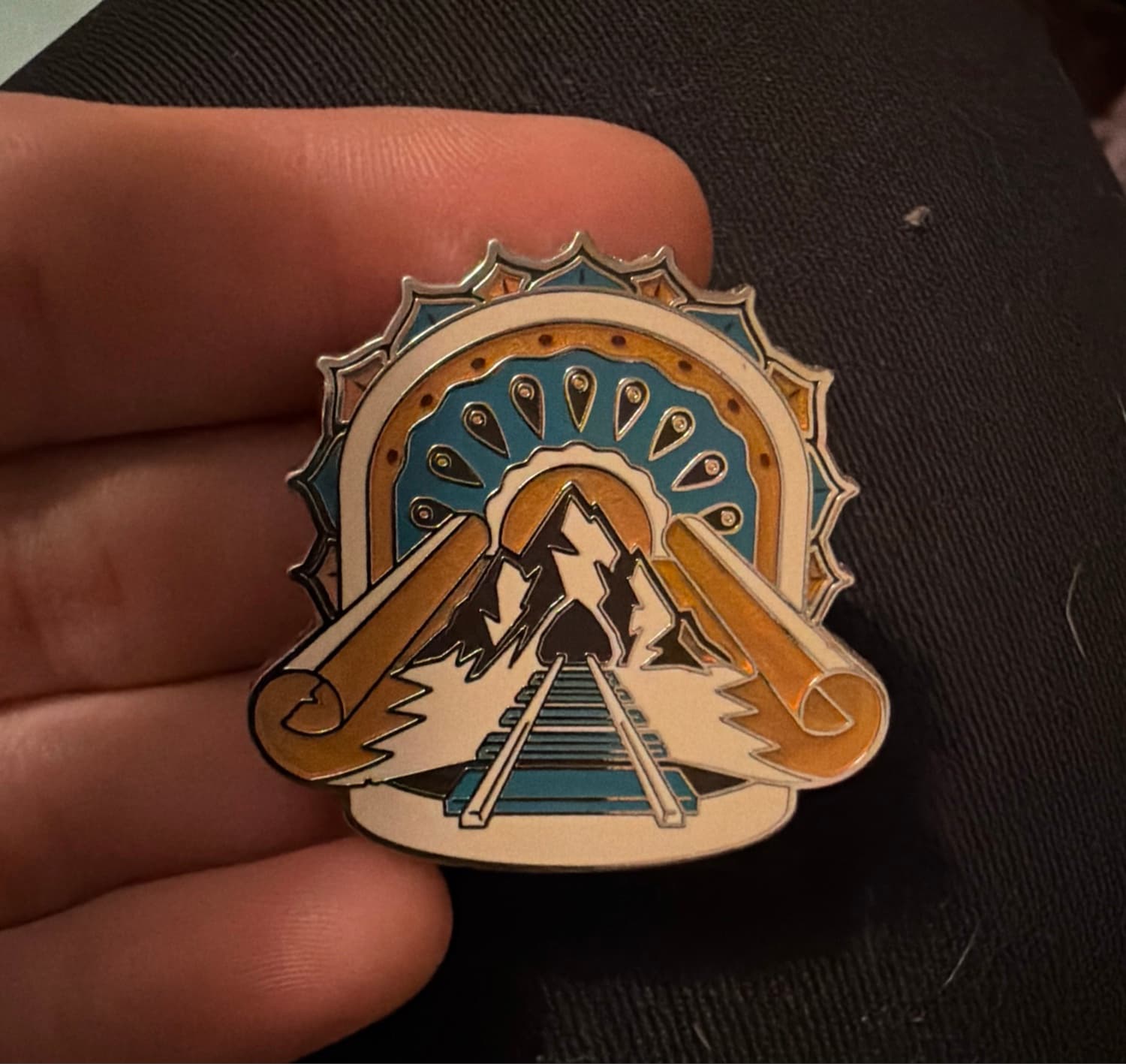 Animal Kingdom Expedition Everest Mystery Pin - Railroad to Mountain front