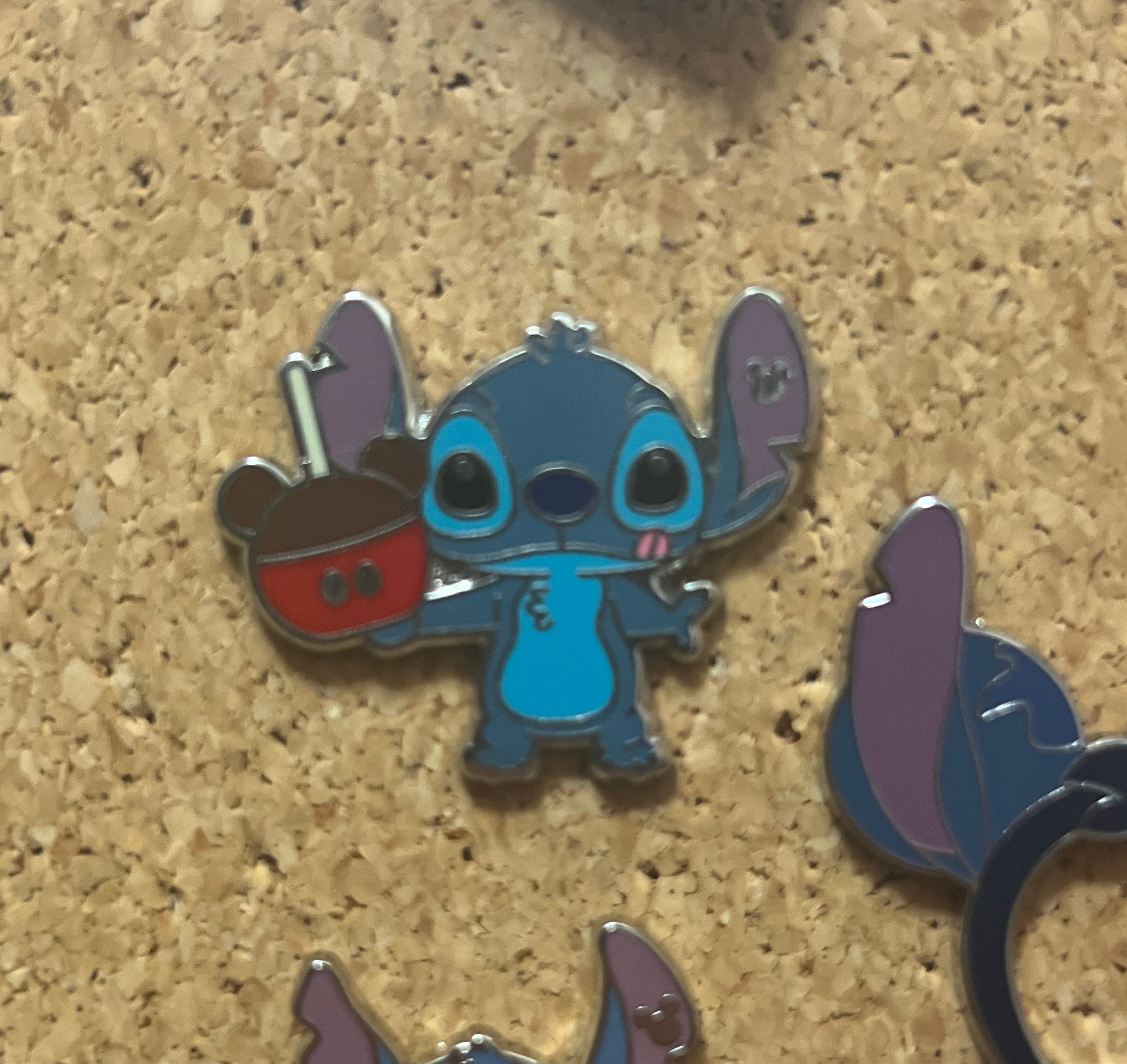 Stitch with Mickey Candy Apple - SDR Hidden Mickey 2018: Wave 1 front