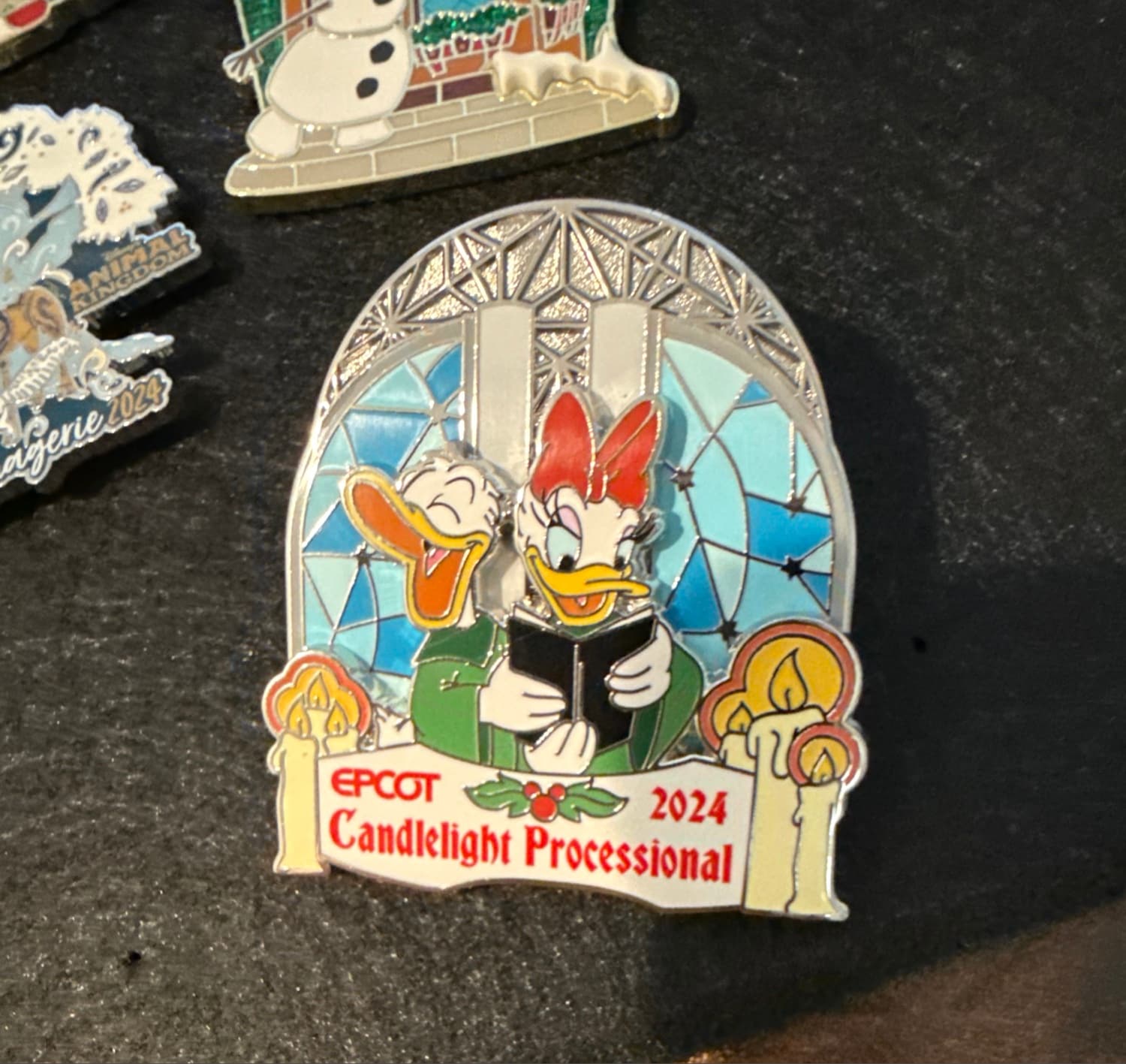 Donald and Daisy Duck - Caroling front