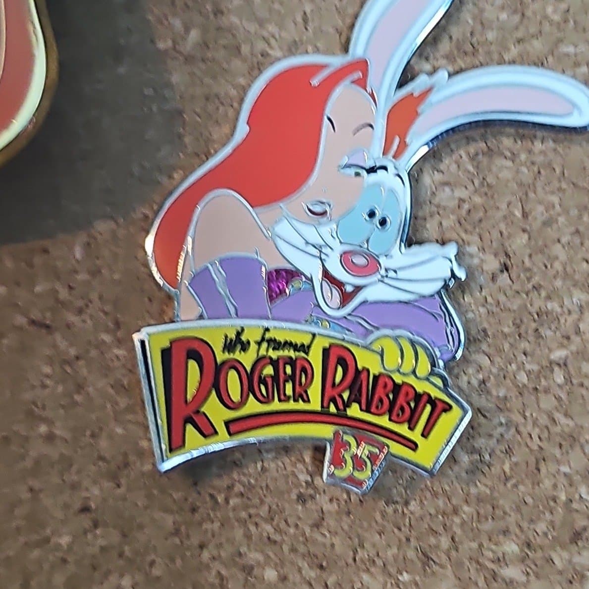 Roger and Jessica Rabbit Pin – Who Framed Roger Rabbit 35th Anniversary – Limited Release front