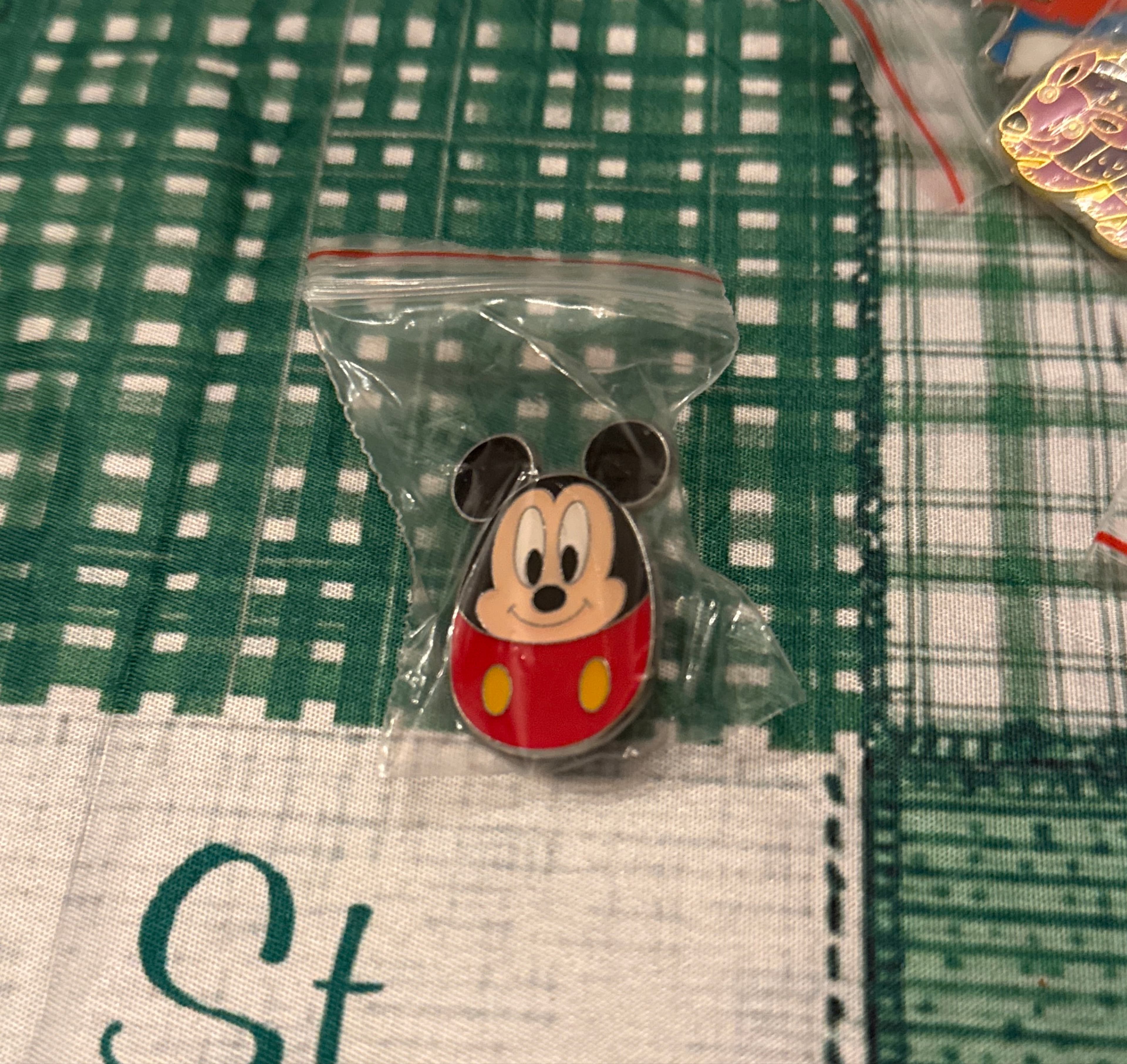 Mickey Mouse Egg Shaped Icon Pin front