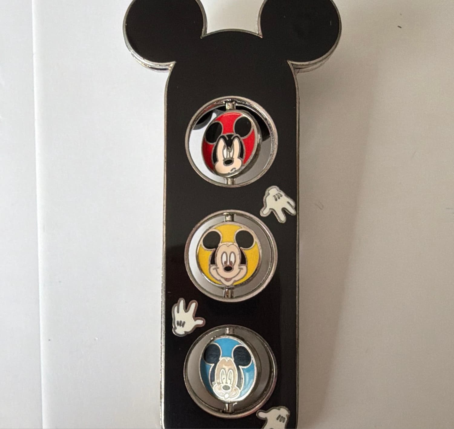 Mickey and Minnie Stoplight Spinner 2008 front