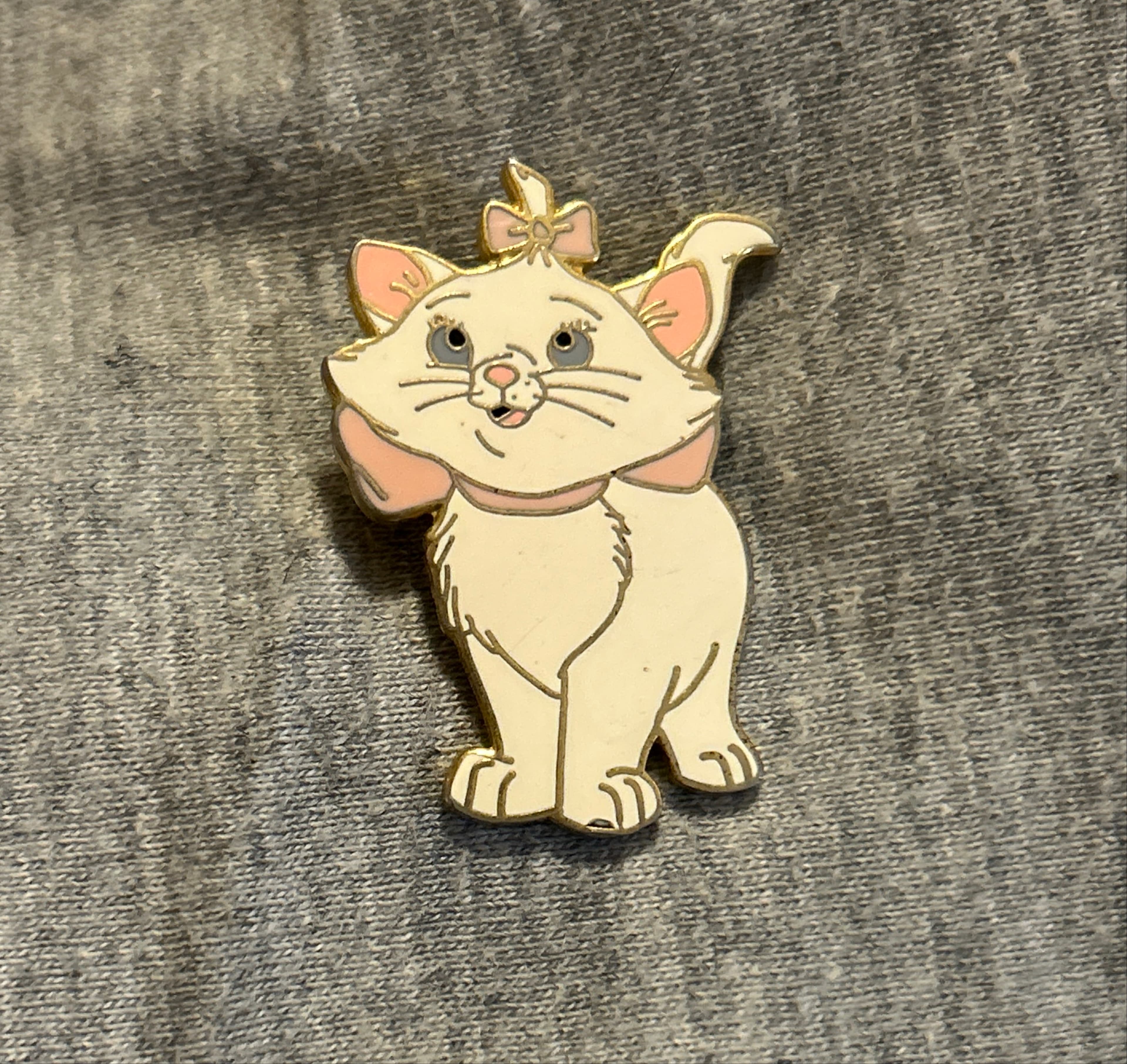 Marie Standing Pose - The Aristocats front