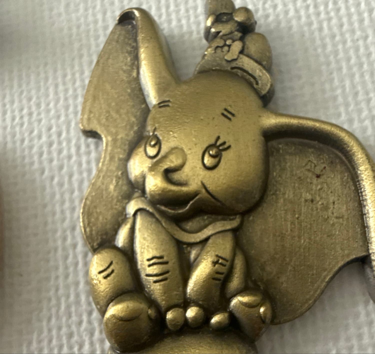 Dumbo - Annual Passholder – Gold Statue front