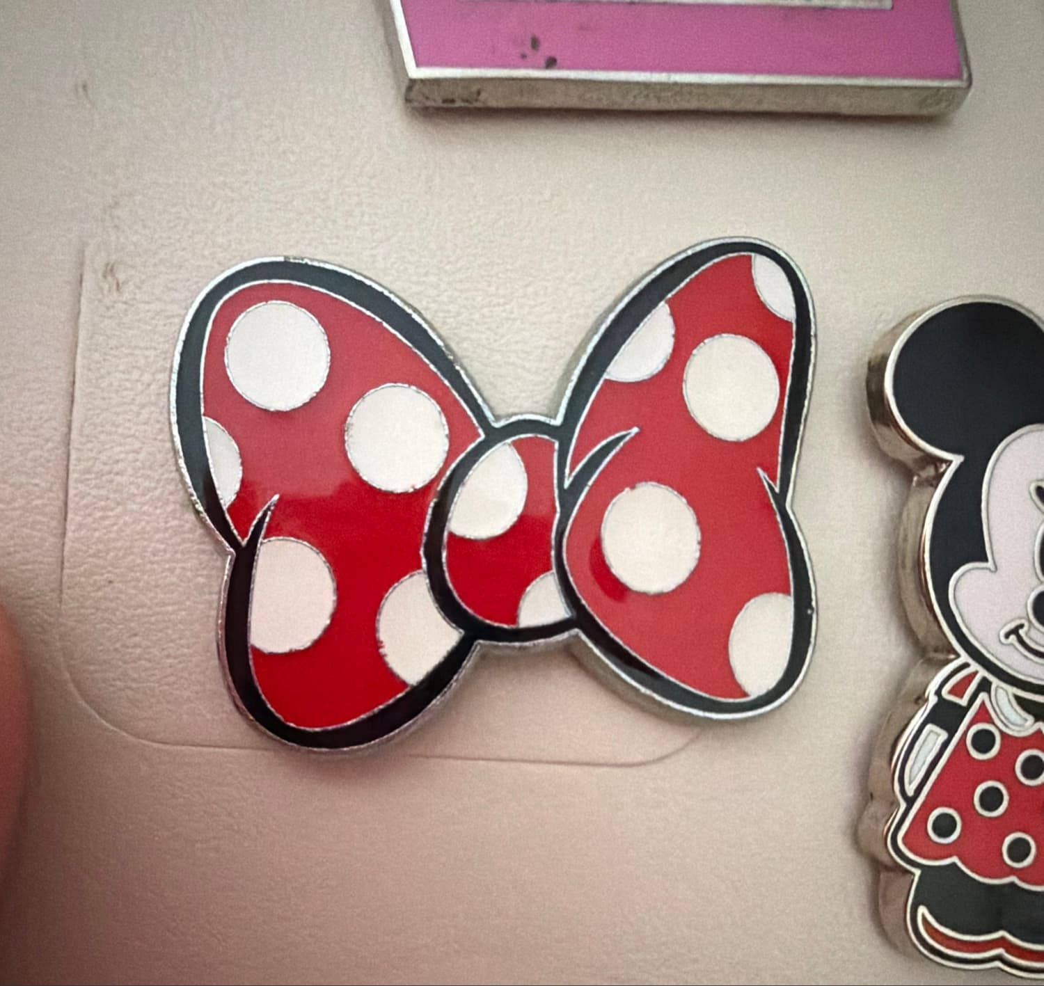 Minnie Mouse - Classic Red Polka Dot Bow front
