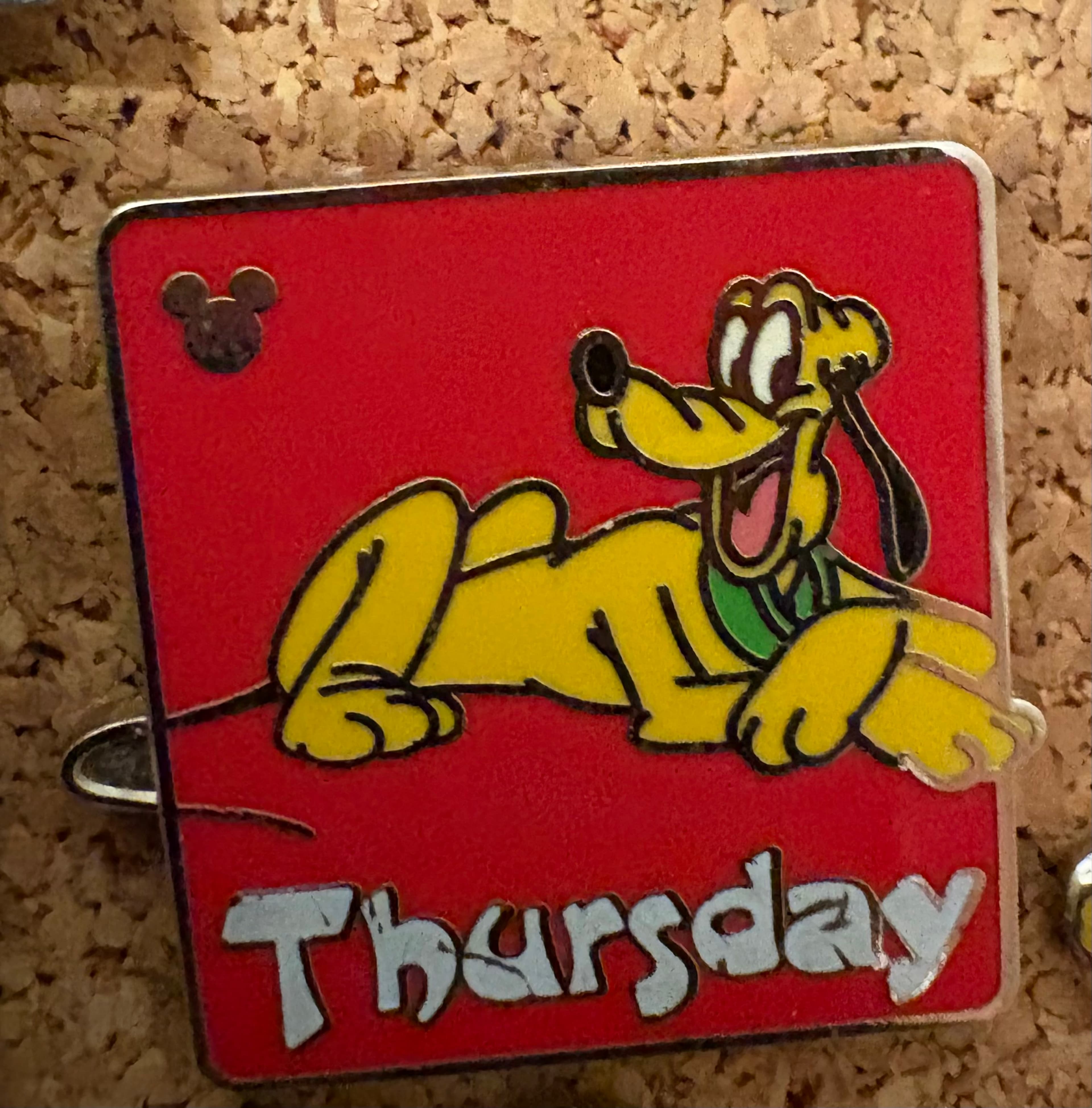 Pluto - Thursday - 2013 Hidden Mickey - Days of the Week front