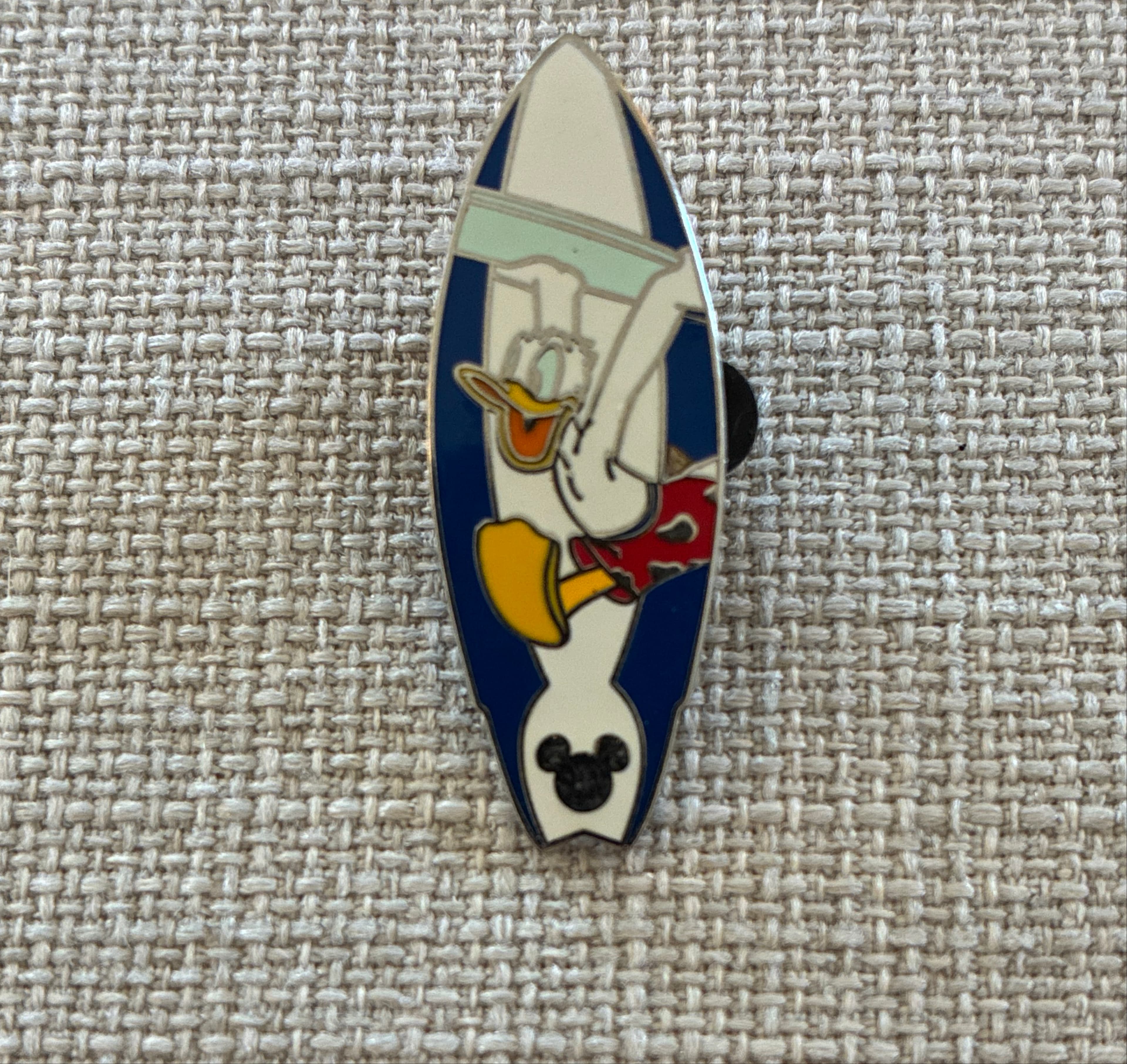 Donald Duck on Surfboard front