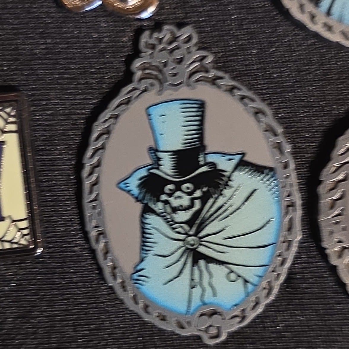 Haunted Mansion Glow in the Dark Mystery Collection - Top Hat Skeleton Ghost front