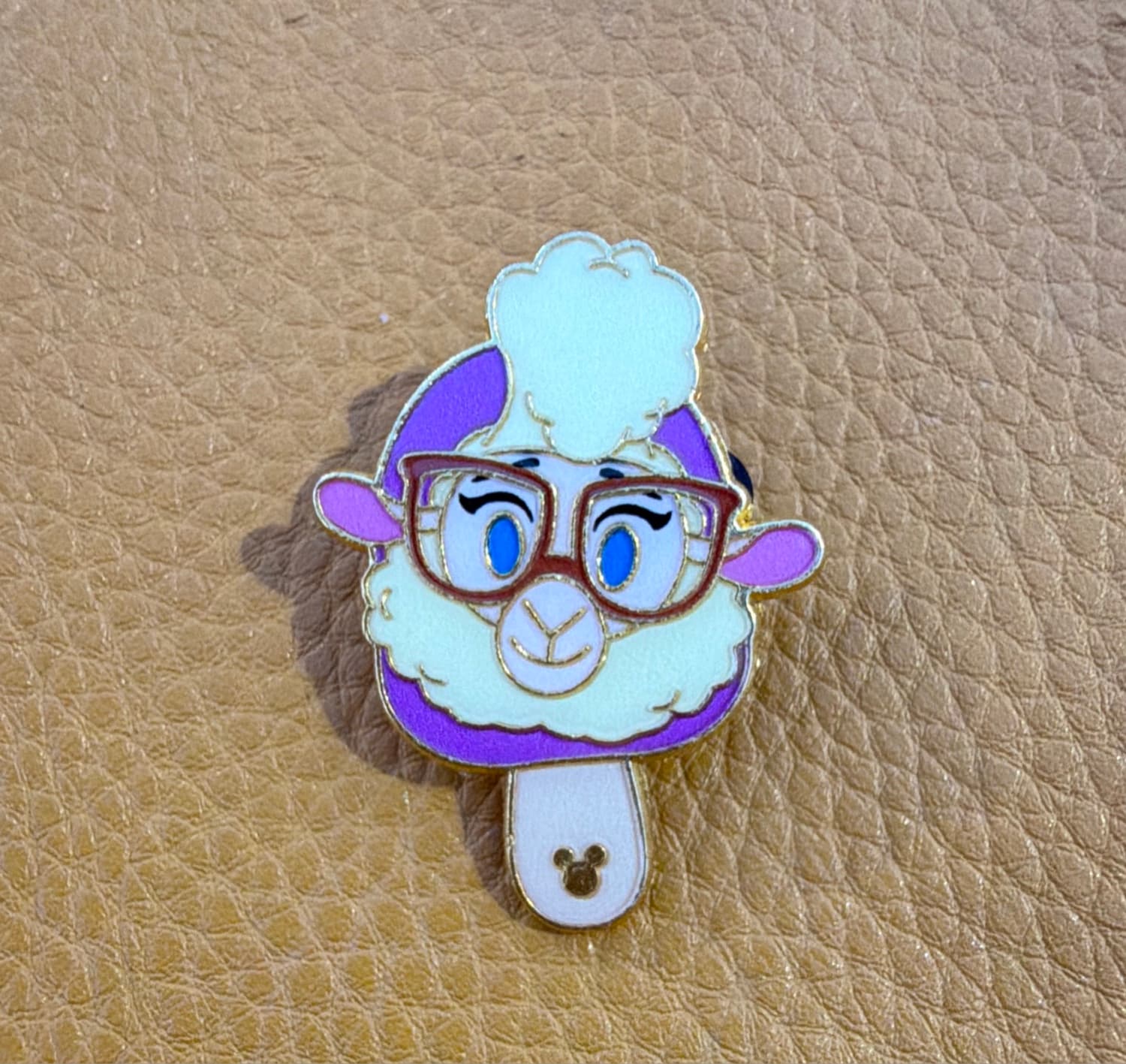 Kuzco Llama Popsicle Hidden Mickey Pin front