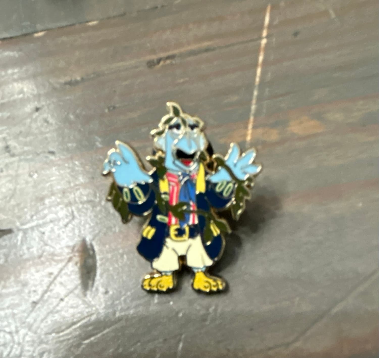 MOG Muppets Treasure Island LE 450 Sam Eagle front