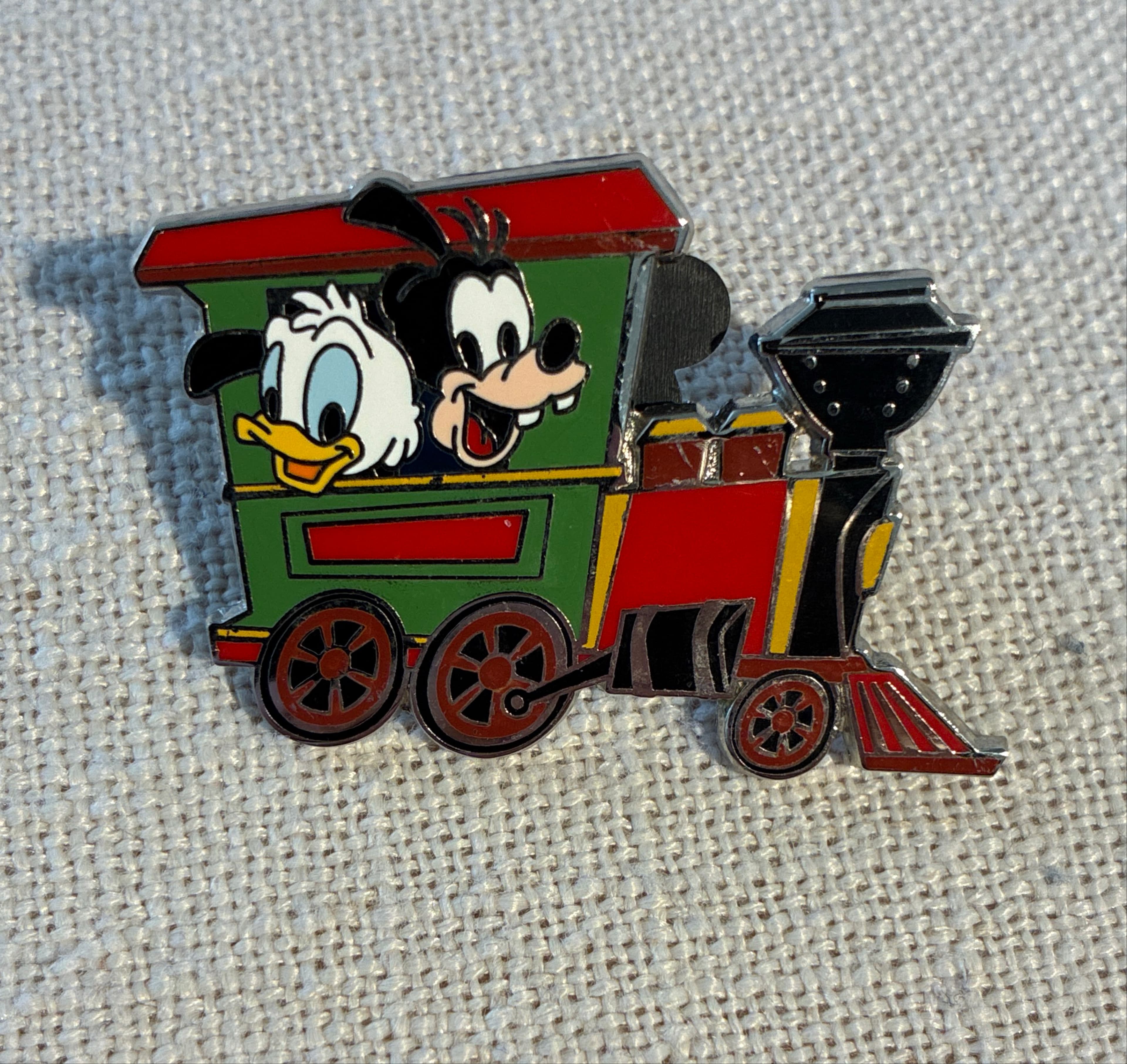 Donald Duck and Goofy Train Engine