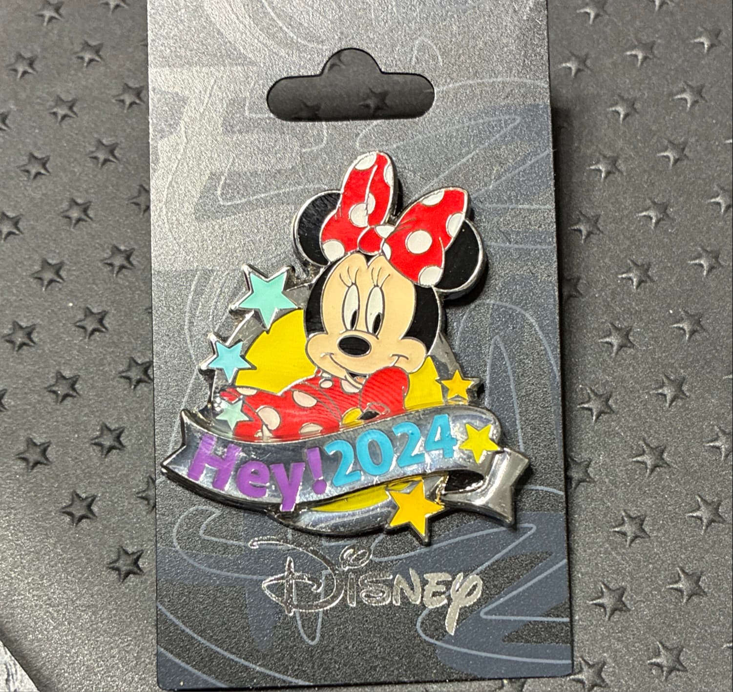 Disney Minnie Mouse Hey 2024 Pin front