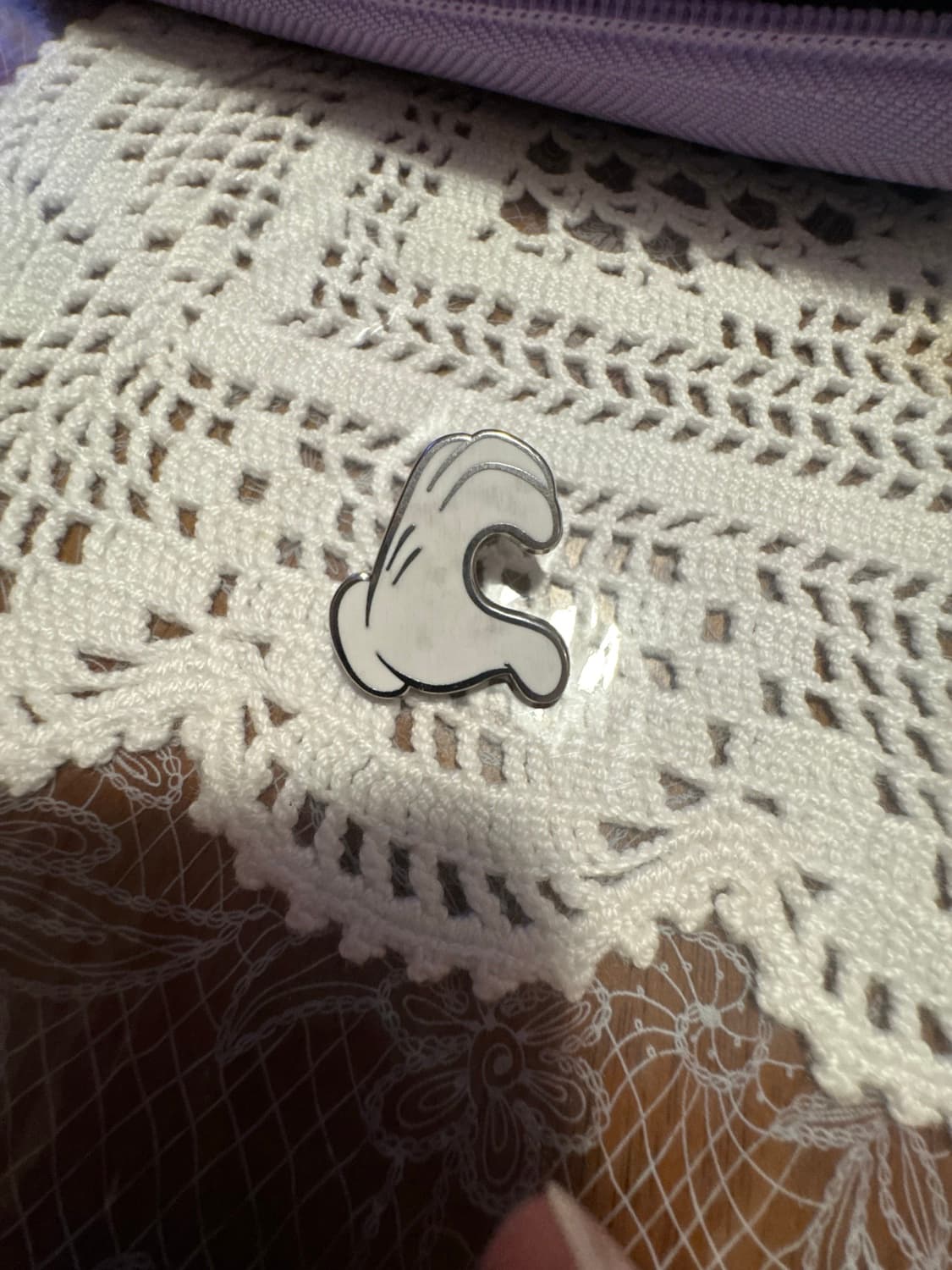 Mickey Mouse Icons - Glove front