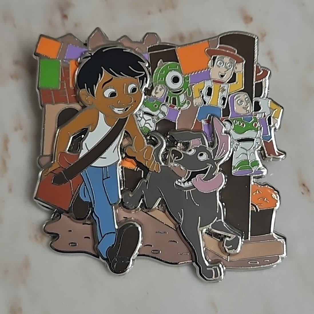 Disney Parks Miguel and Dante Limited Edition Pin – Coco. Pixar Cameo front