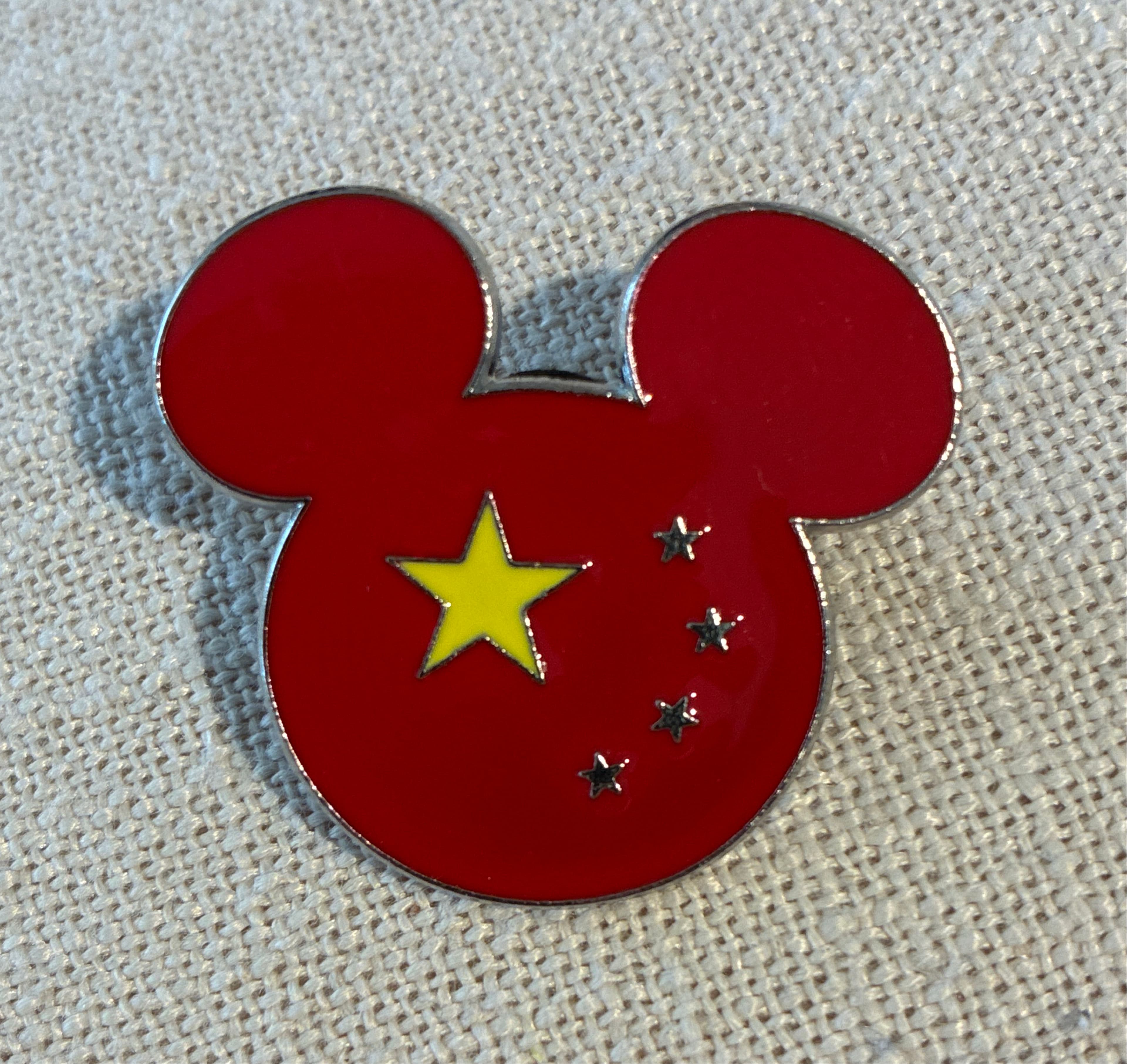 Mickey Mouse Icon China Flag - Epcot World Showcase front