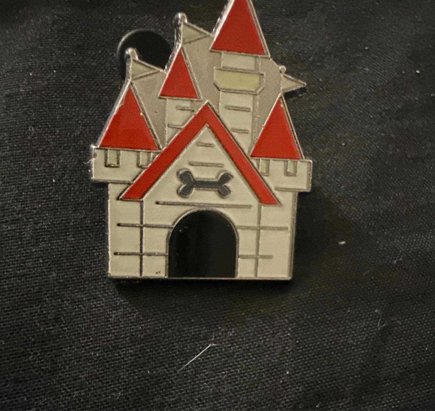 Castle Doghouse front