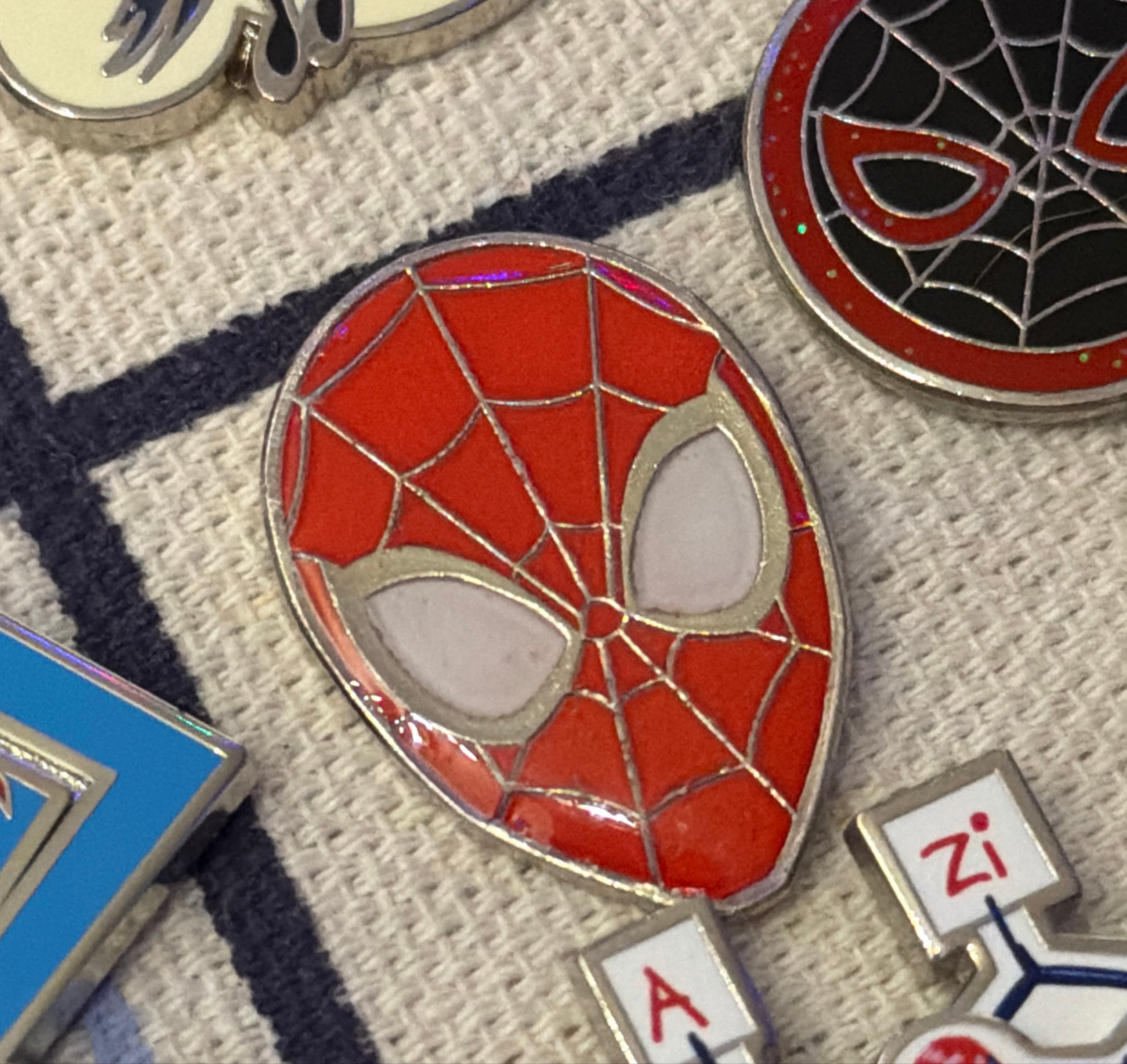 Spider-Man Head - Marvel Avengers front