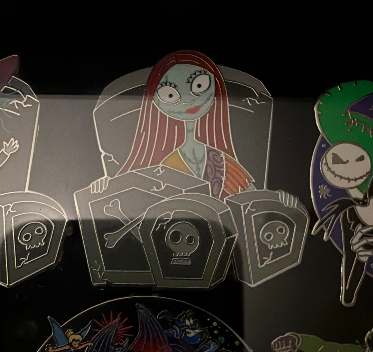 Sally - The Nightmare Before Christmas - Skull On Coffin front