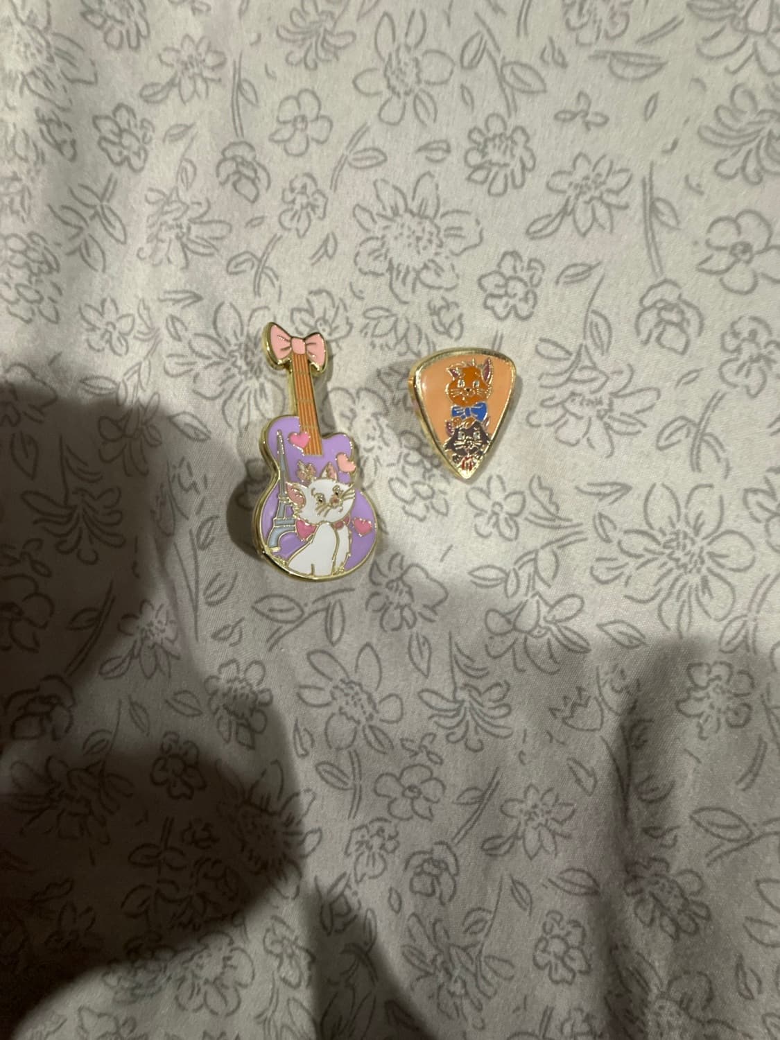 Disney Guitar & Pick Blind Box Pin Set - Marie Guitar Only front