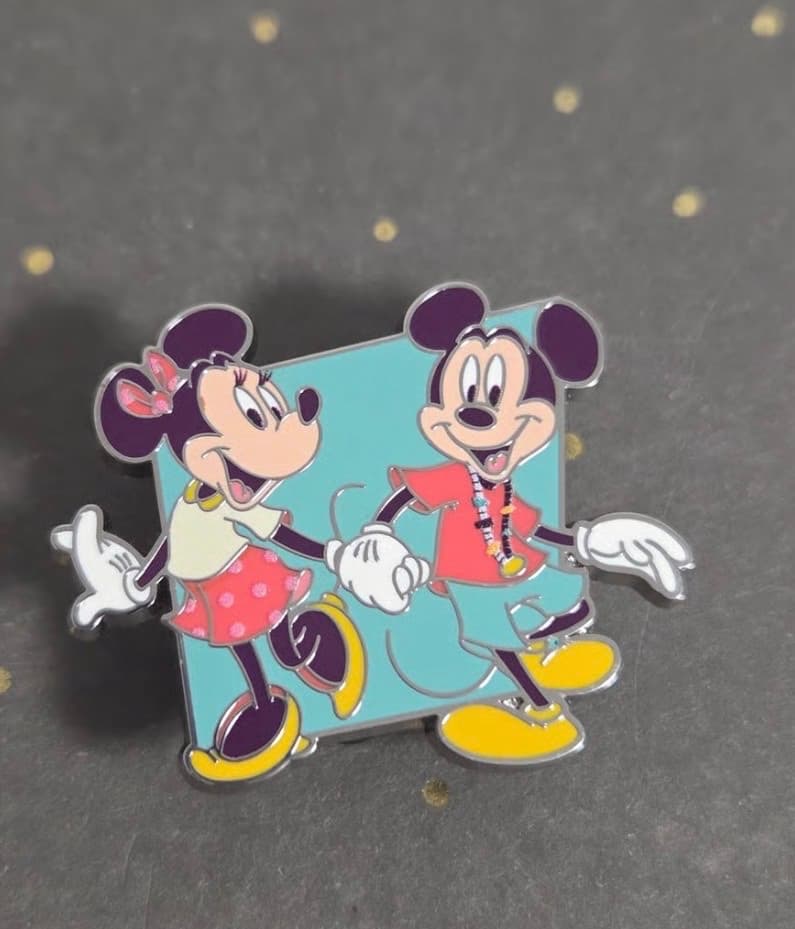 Disney Park Mickey & Minnie Mouse Holding Hands Play in the Park Mystery Box Pin front