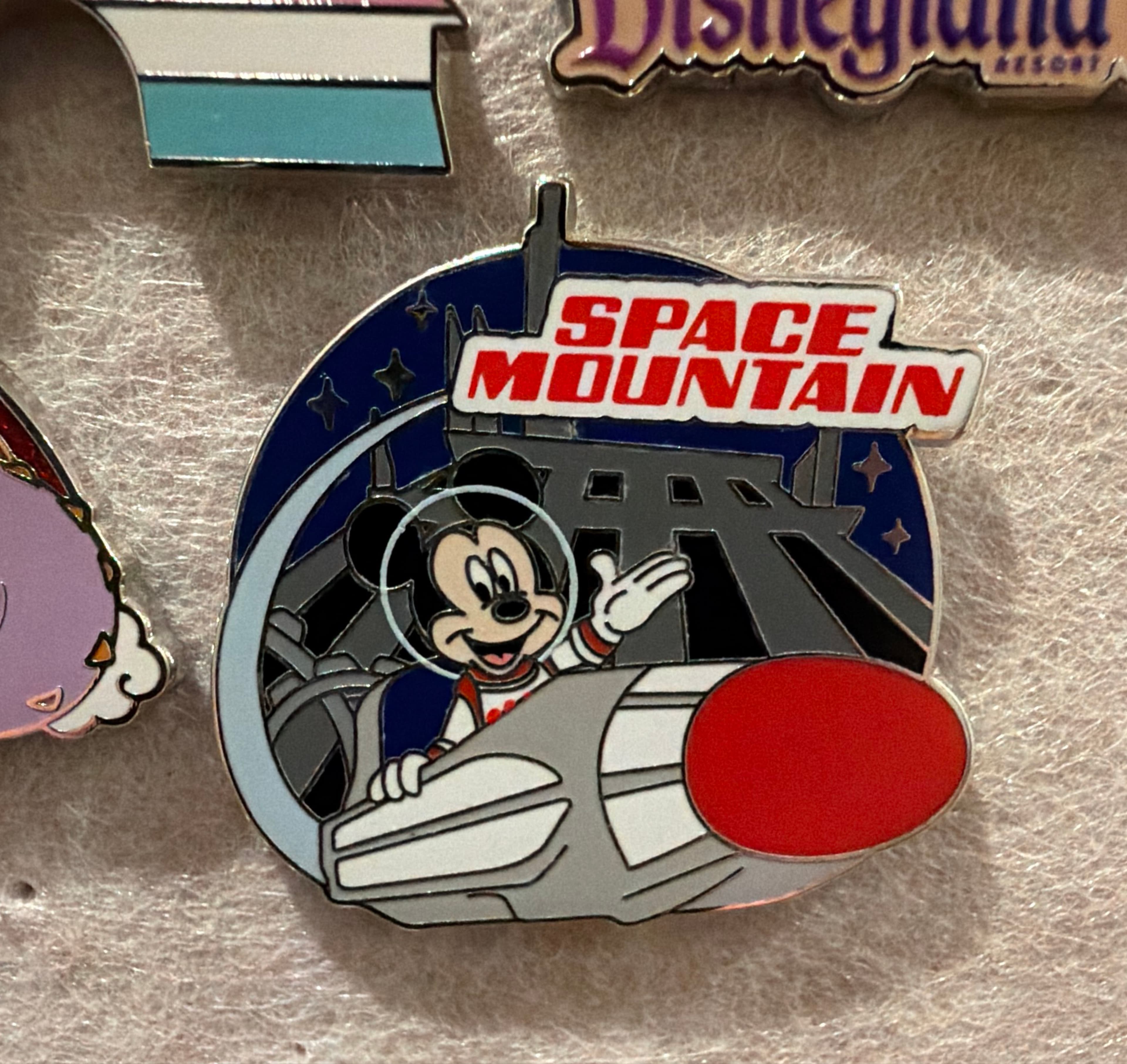 Mickey Mouse Space Mountain Ride Rocketn front