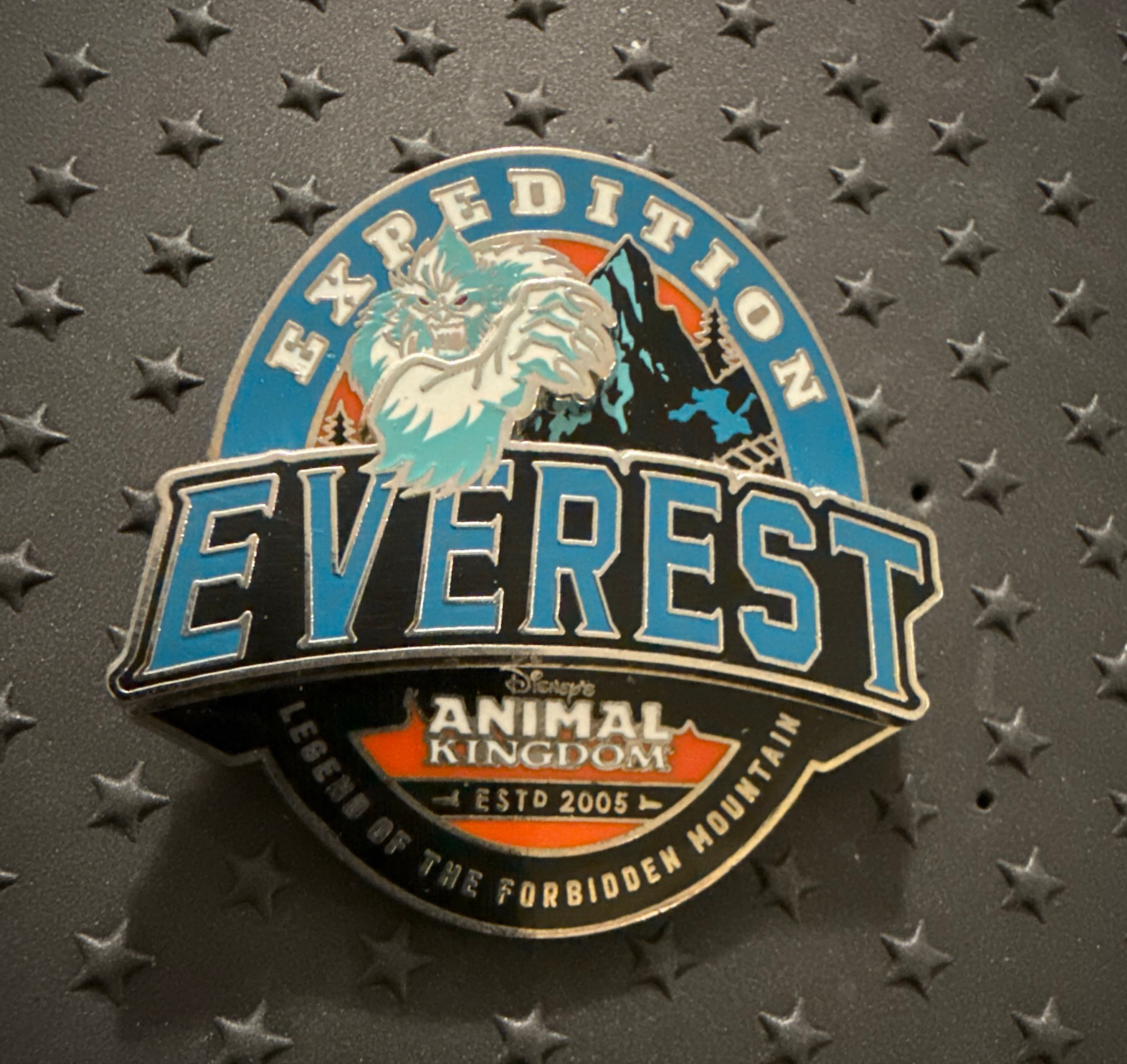 Expedition Everest Legend of the Forbidden Mountain Yeti ESTD 2005 Pin front