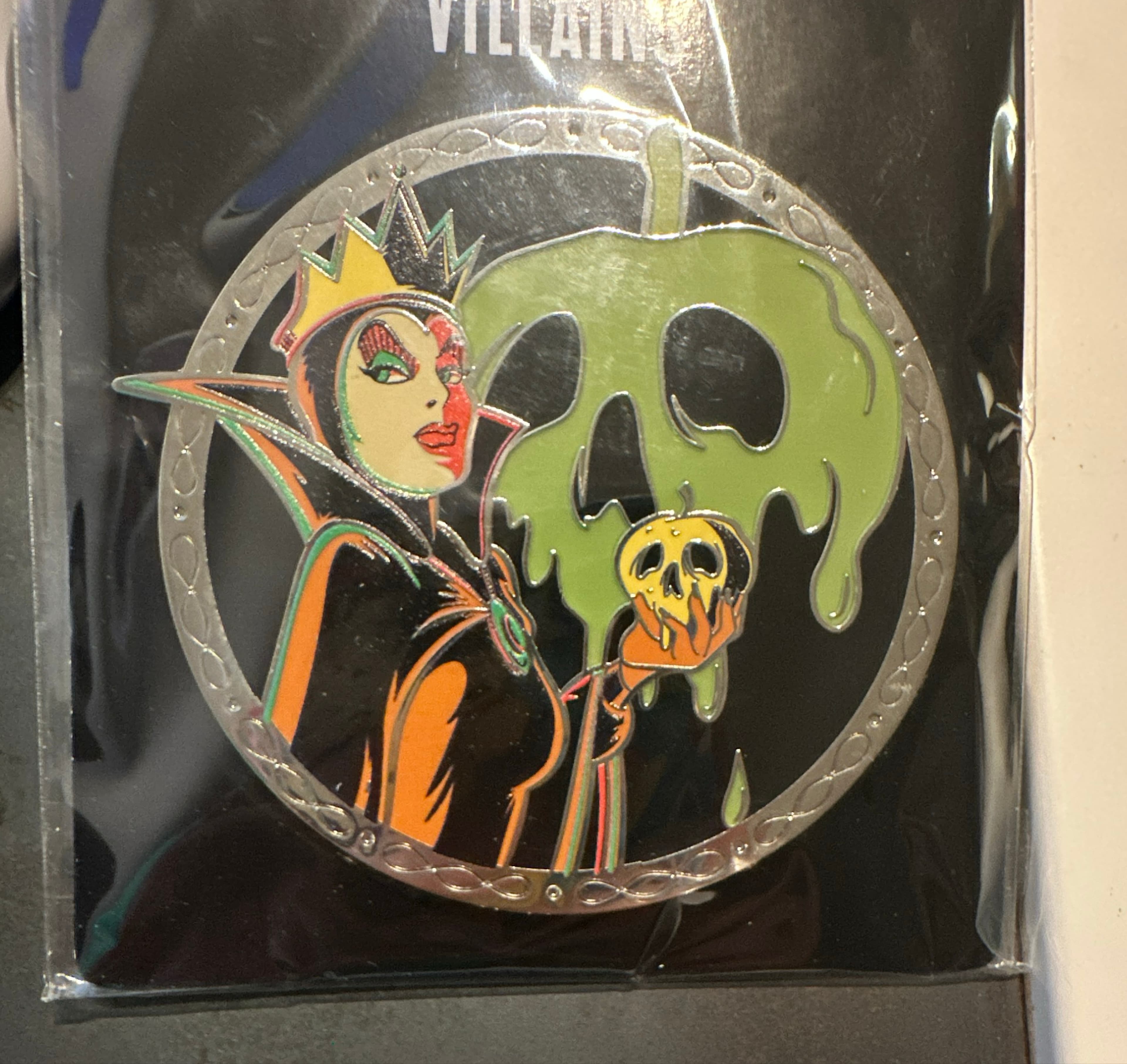 Evil Queen Poison Apple Villains Collectible Pin front